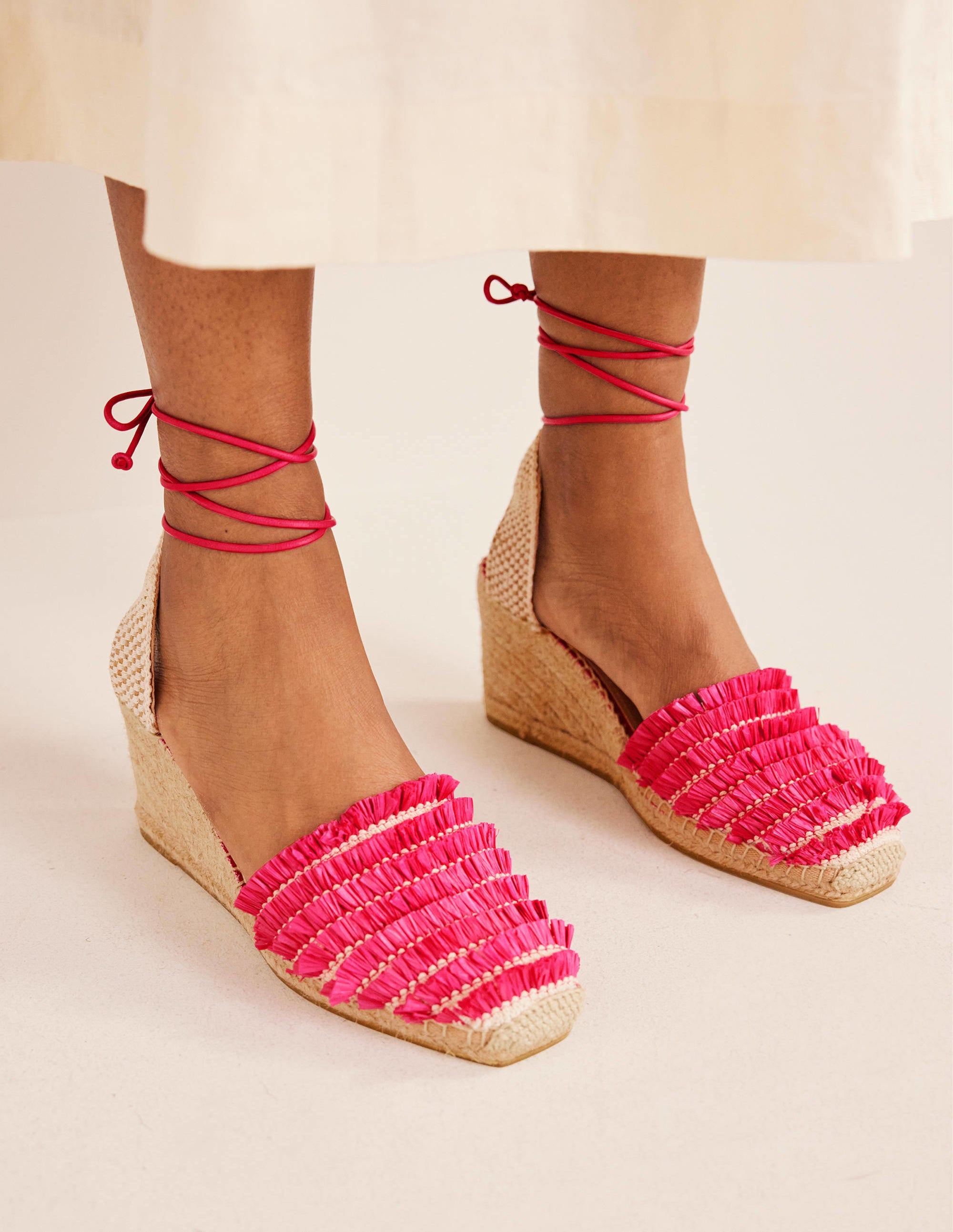 Espadrilles mit Keilabsatz und Knöchelriemchen-Festivalrosa - Image 1