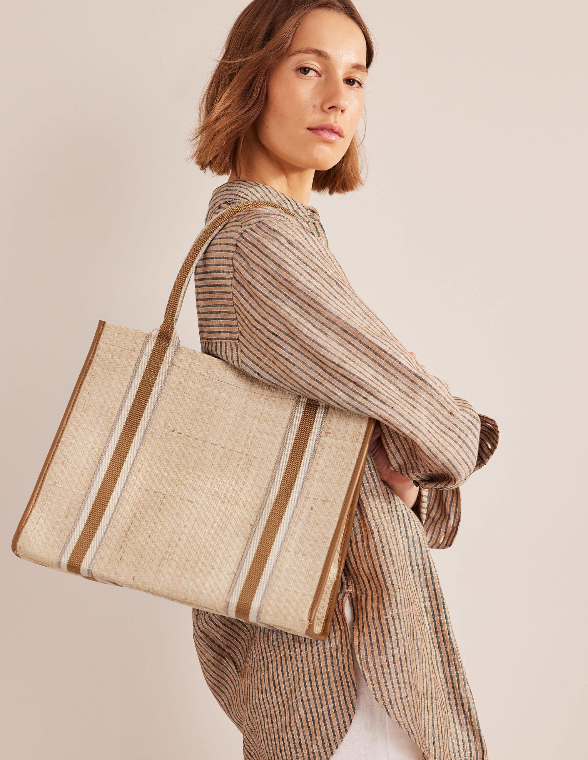 Sac cabas en raphia-Raphia - Image 1
