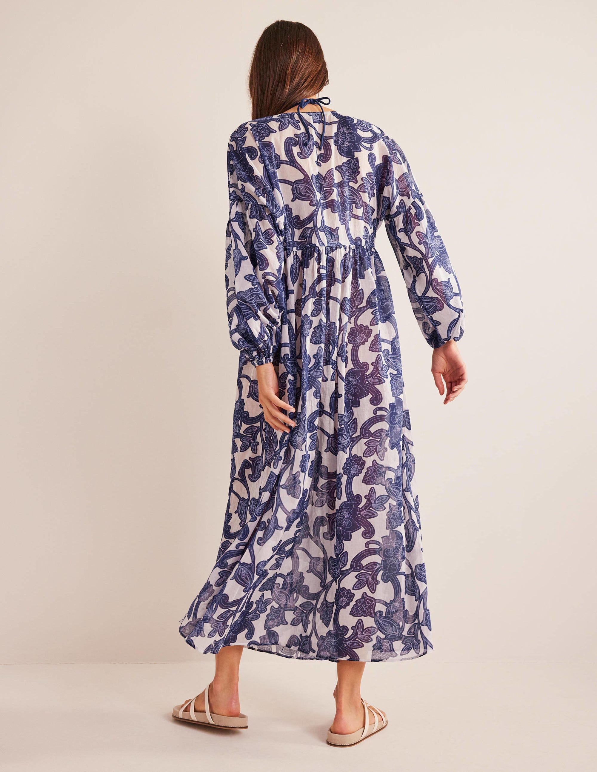 Sarah Maxi-Kaftankleid-Blaues Band, Paisley-Wirbel - Image 4