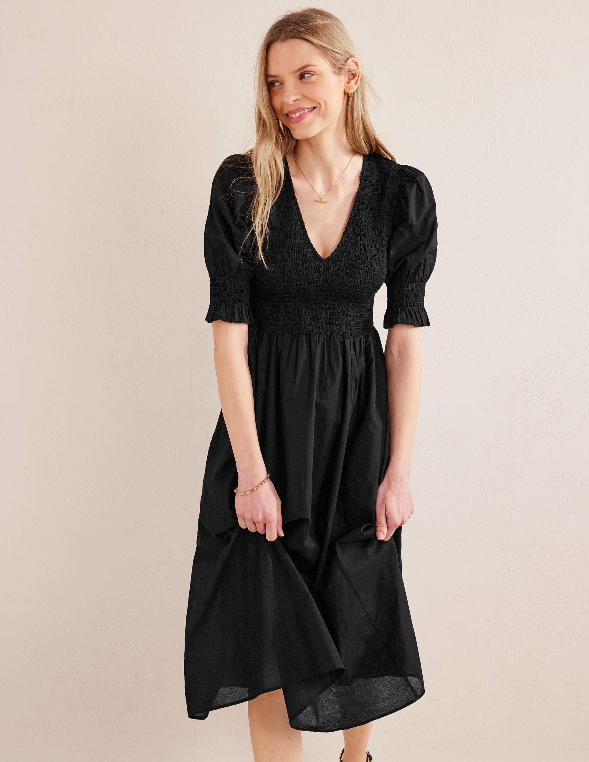 Midikleid mit gesmoktem Oberteil-Schwarz - Image 1