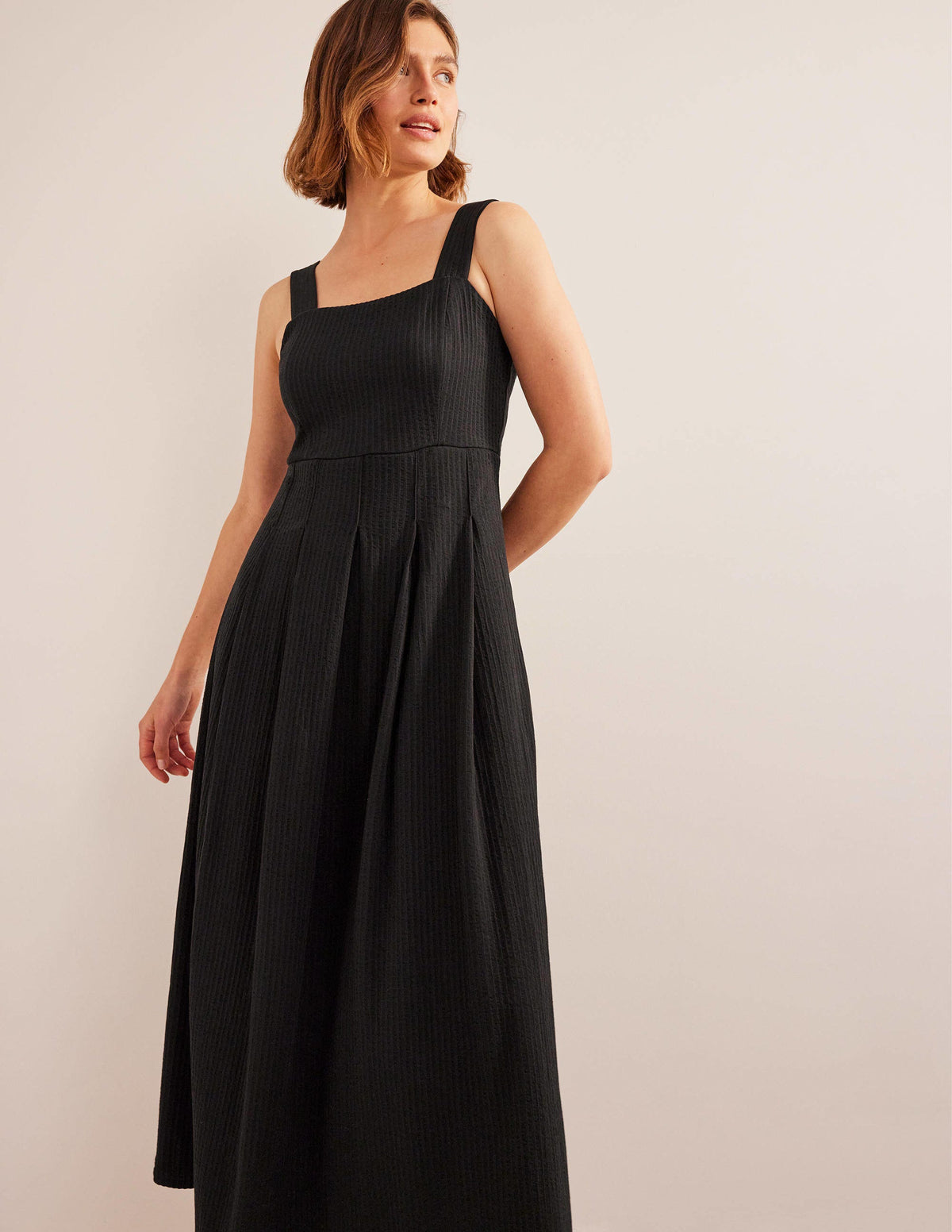 Träger-Midikleid aus Seersucker-Schwarz - Image 4