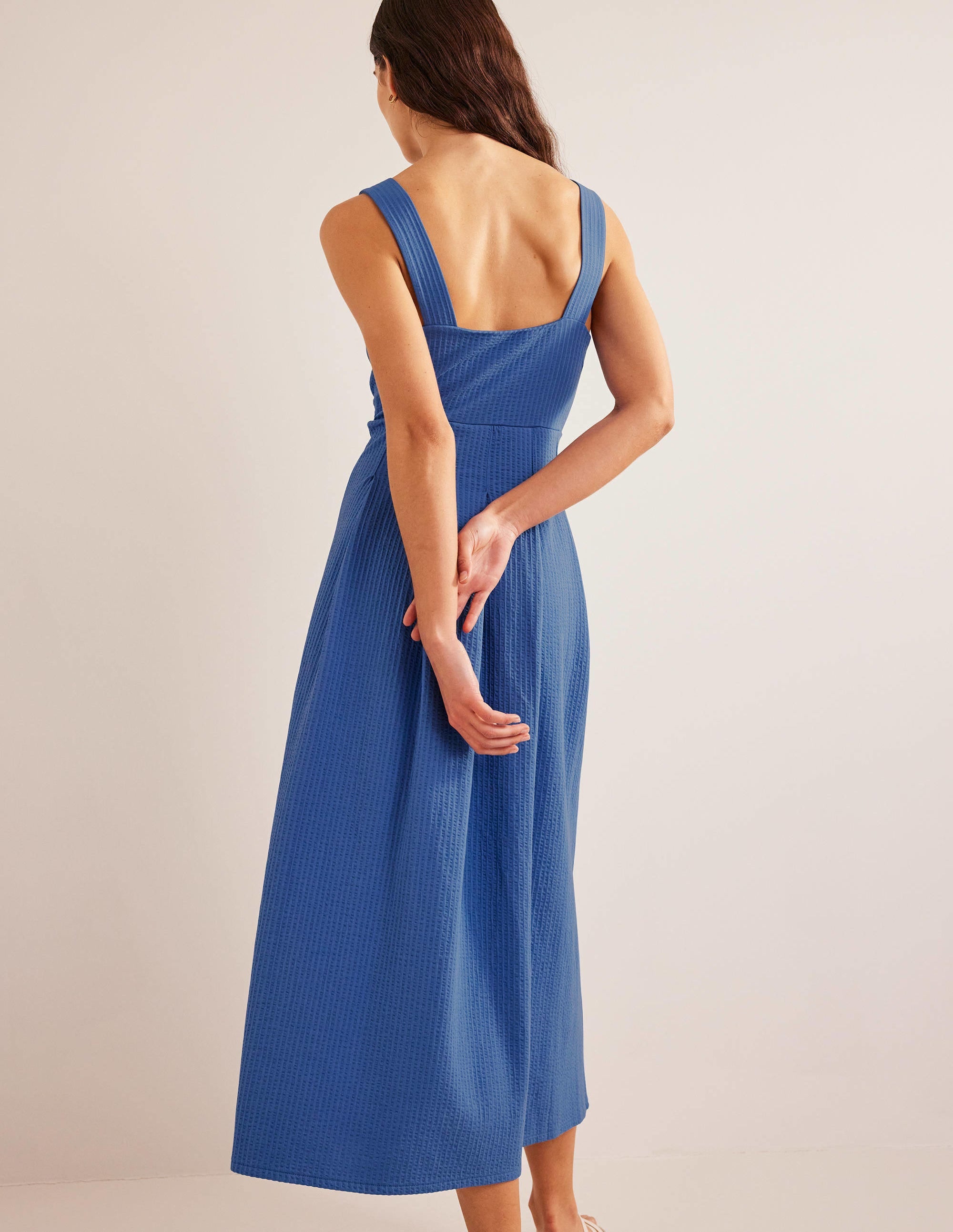 Robe midi à bretelles en seersucker-Bleu porcelaine - Image 3