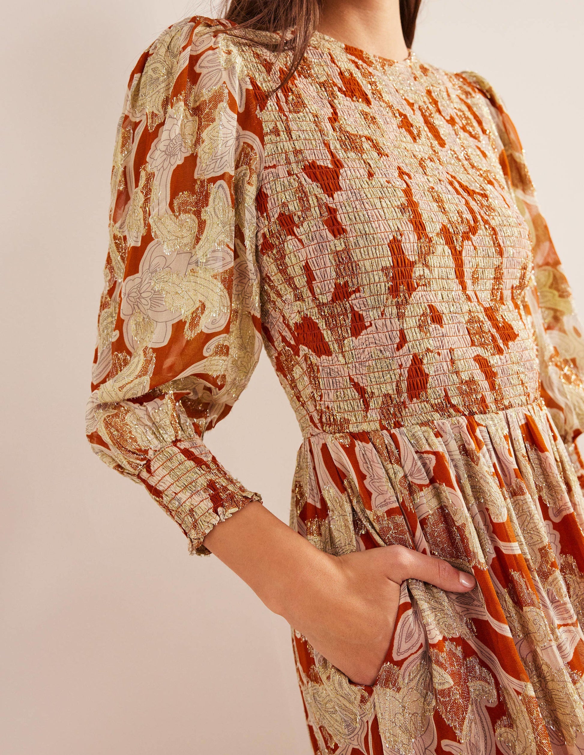 Robe en jacquard avec corsage à smocks-Rouille, motif Paisley Whirl-3