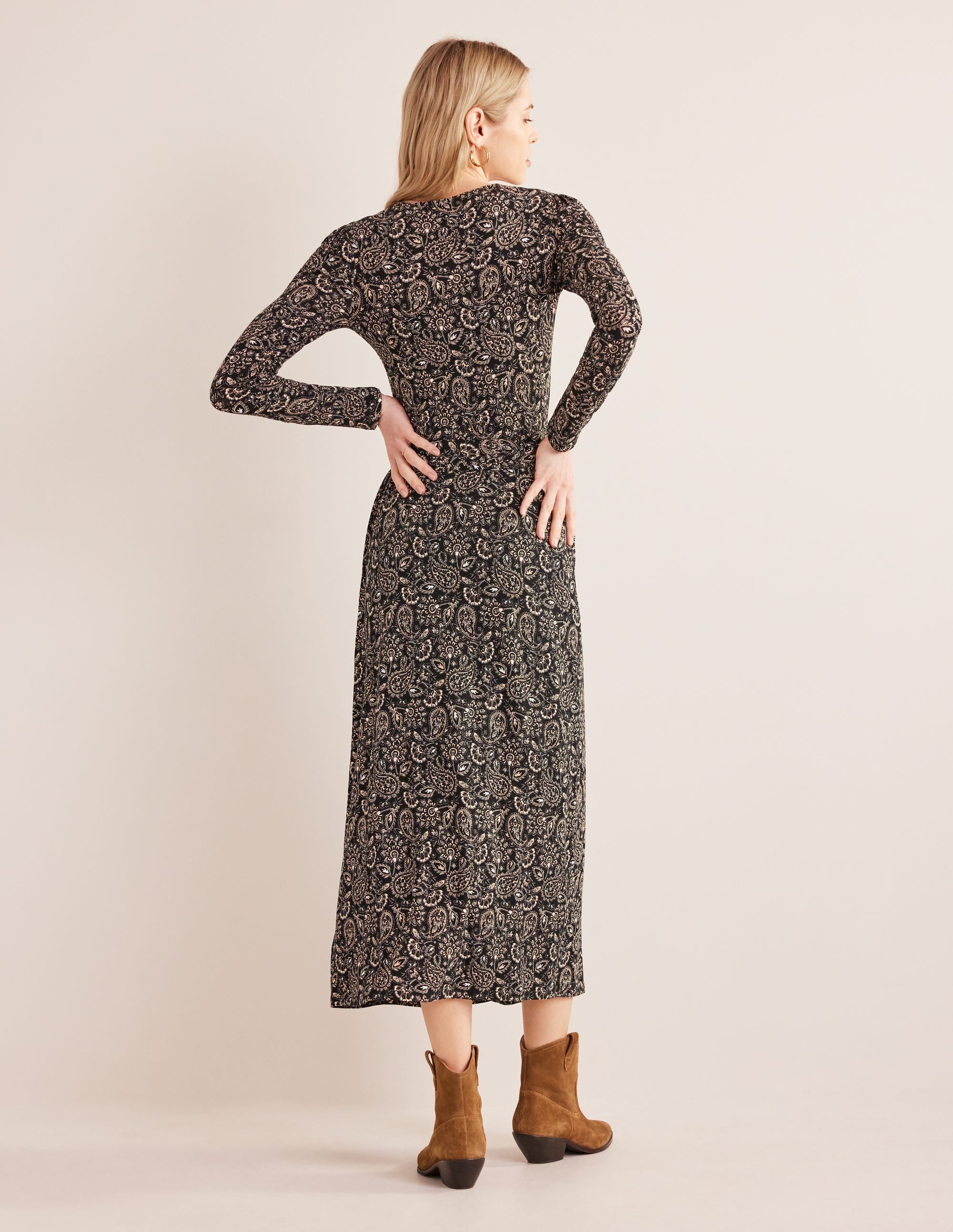 Maxi-Wickelkleid aus Jersey-Schwarz, Paisleymuster - Image 4