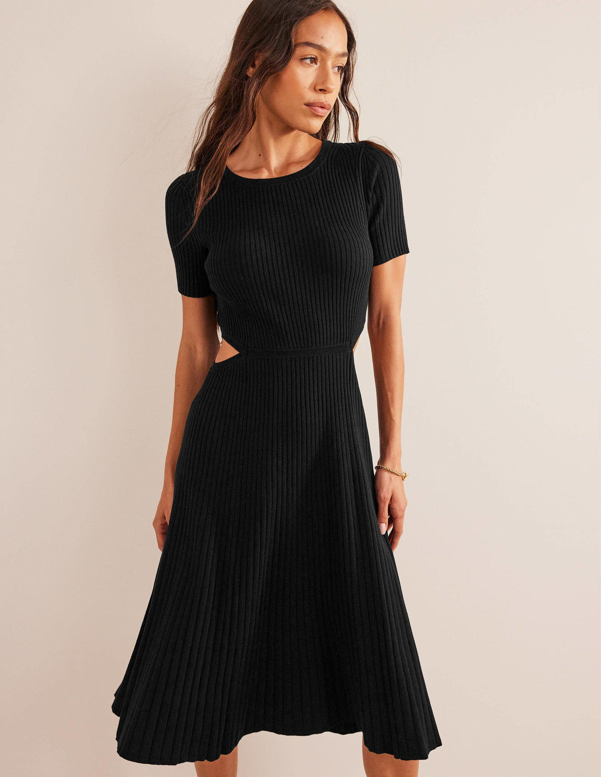 Strick-Midikleid mit Cut-out-Details-Schwarz - Image 4