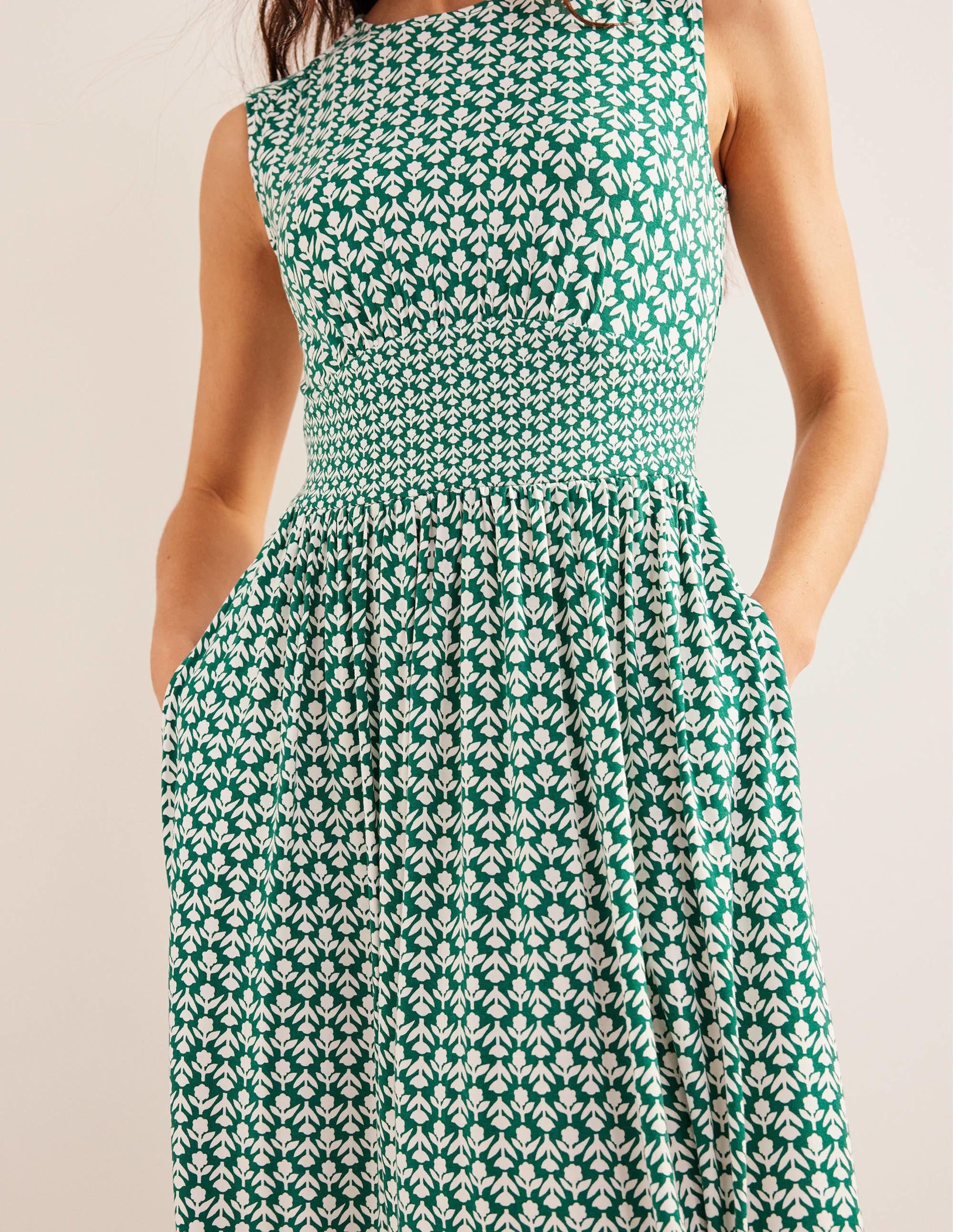 Thea Ärmelloses Midikleid-Flaschengrün, Tulpenzweig - Image 2