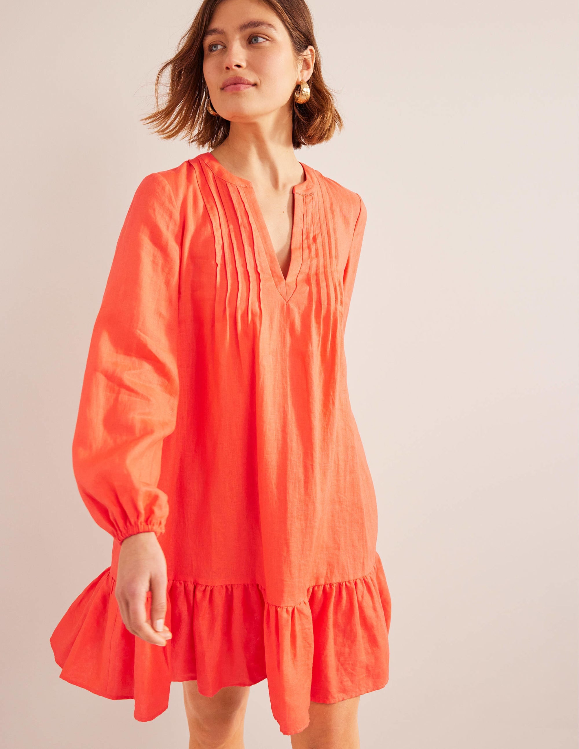 Gestuftes Minikleid aus Leinen-Wassermelonenbowle - Image 1