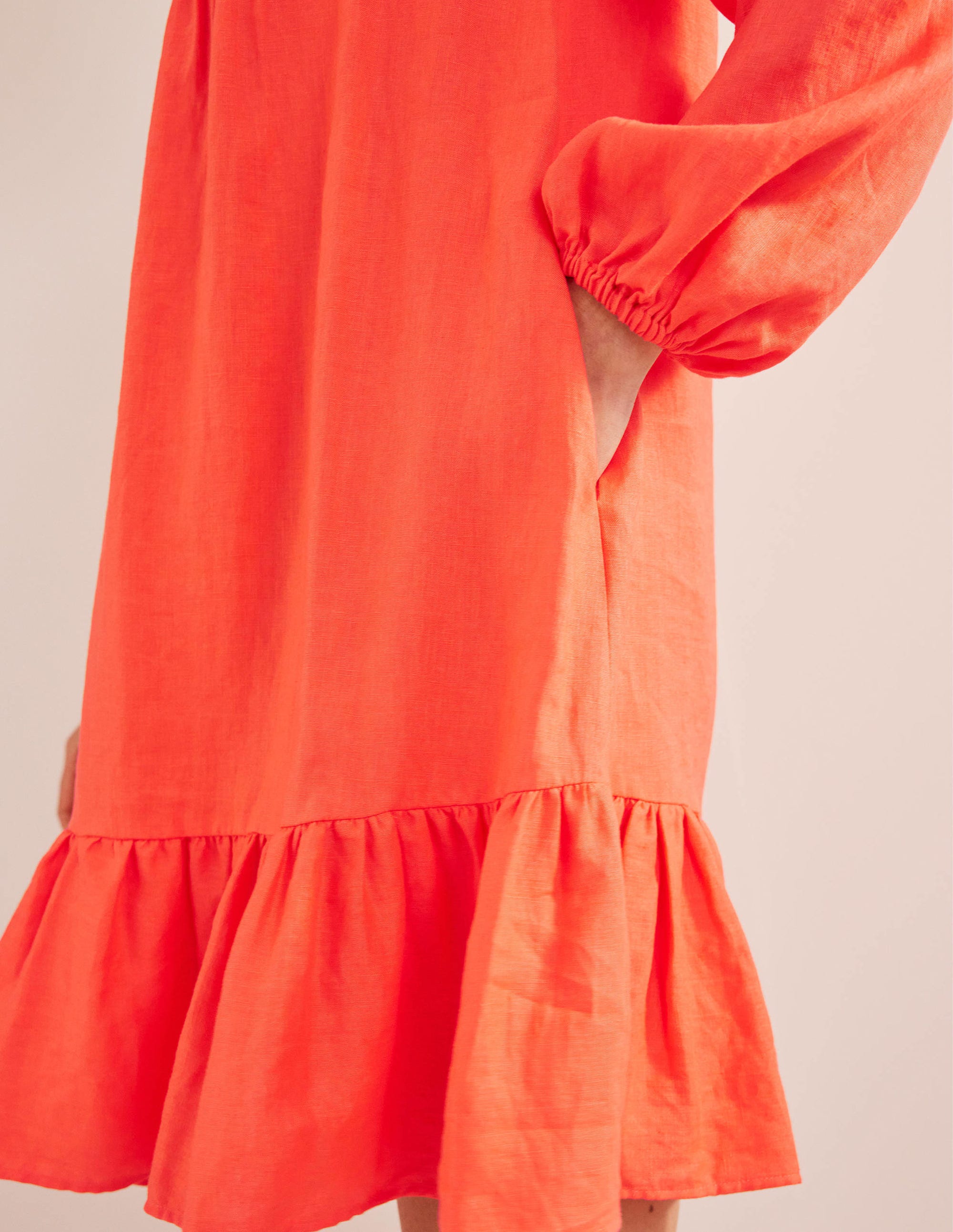 Gestuftes Minikleid aus Leinen-Wassermelonenbowle - Image 2