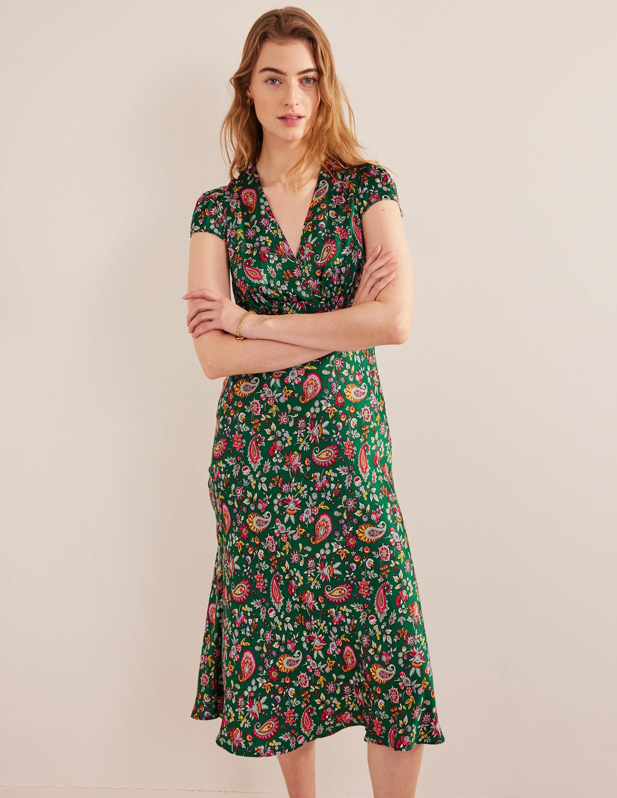 Empire-Midikleid aus Satin-Grün, Löwenzahnmuster - Image 1