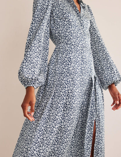 Midi-Hemdblusenkleid mit Plisseerock-Marineblau, Blumenstängel