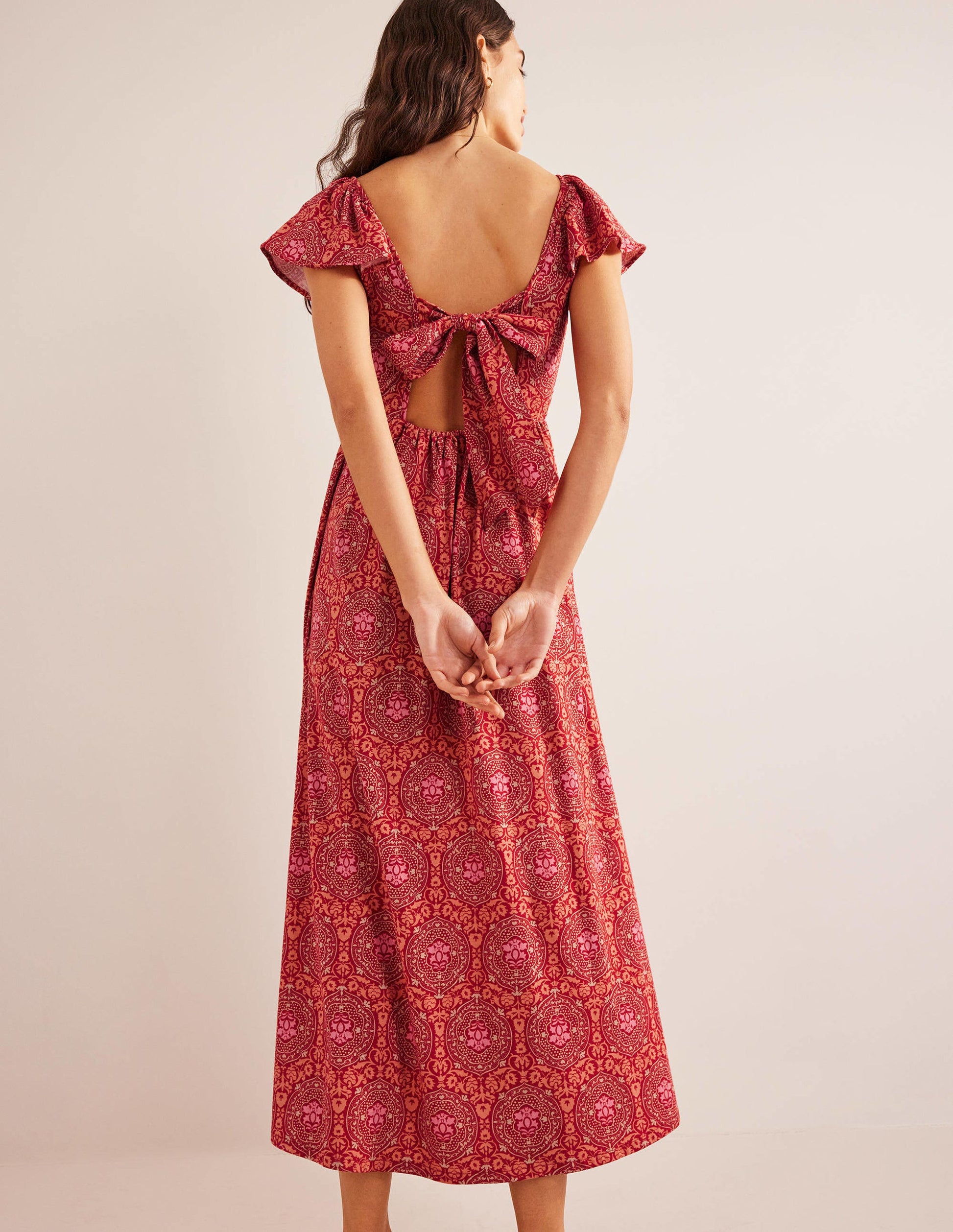 Robe longue en jersey nouée dans le dos-Poinsettia, motif Exotic Tile-3