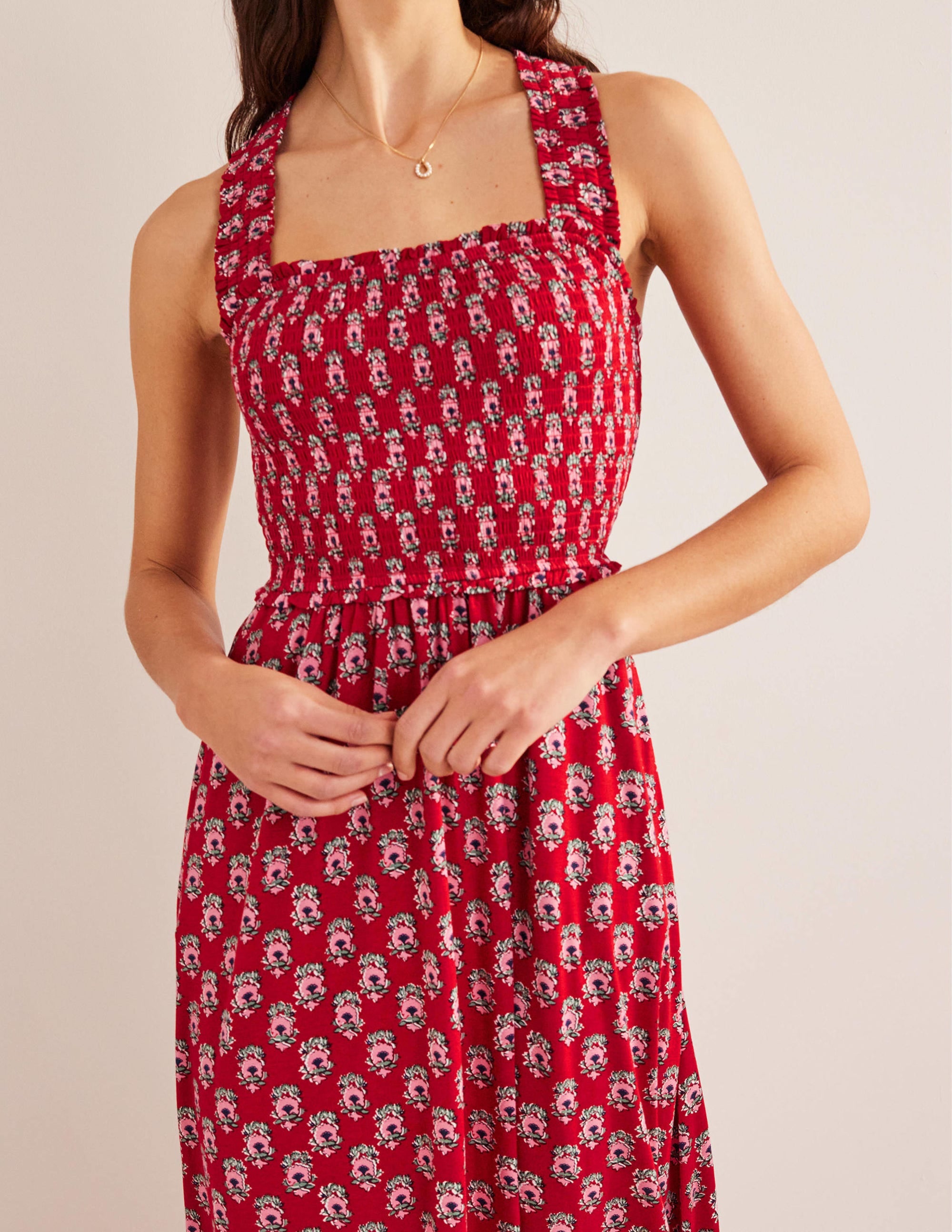 Jersey-Midikleid mit überkreuzten Rückenträgern-Weihnachtssternrot, Filigrane Blümchen - Image 4