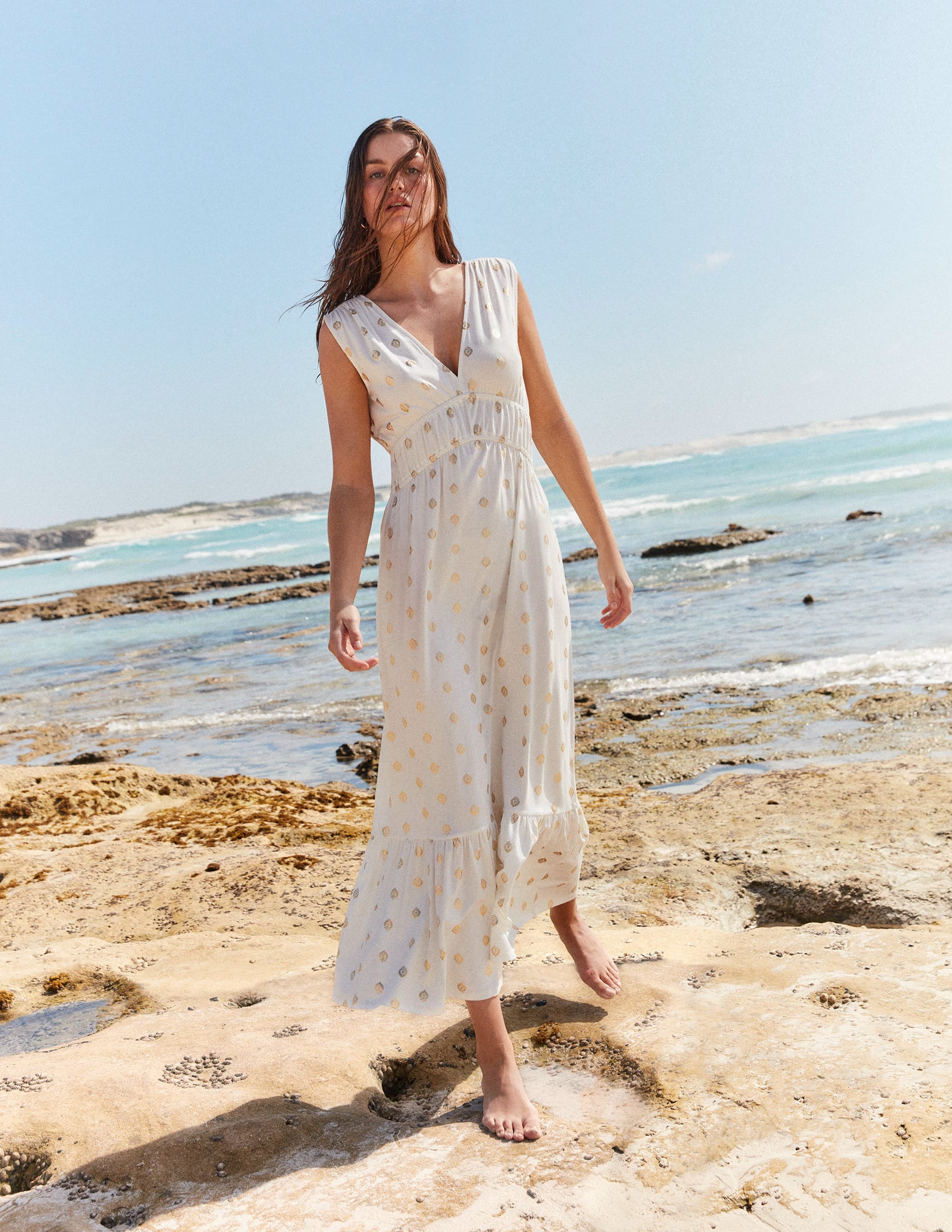 Robe longue en jersey à smocks-Blanc, motif Tranquil Leaf - Image 5