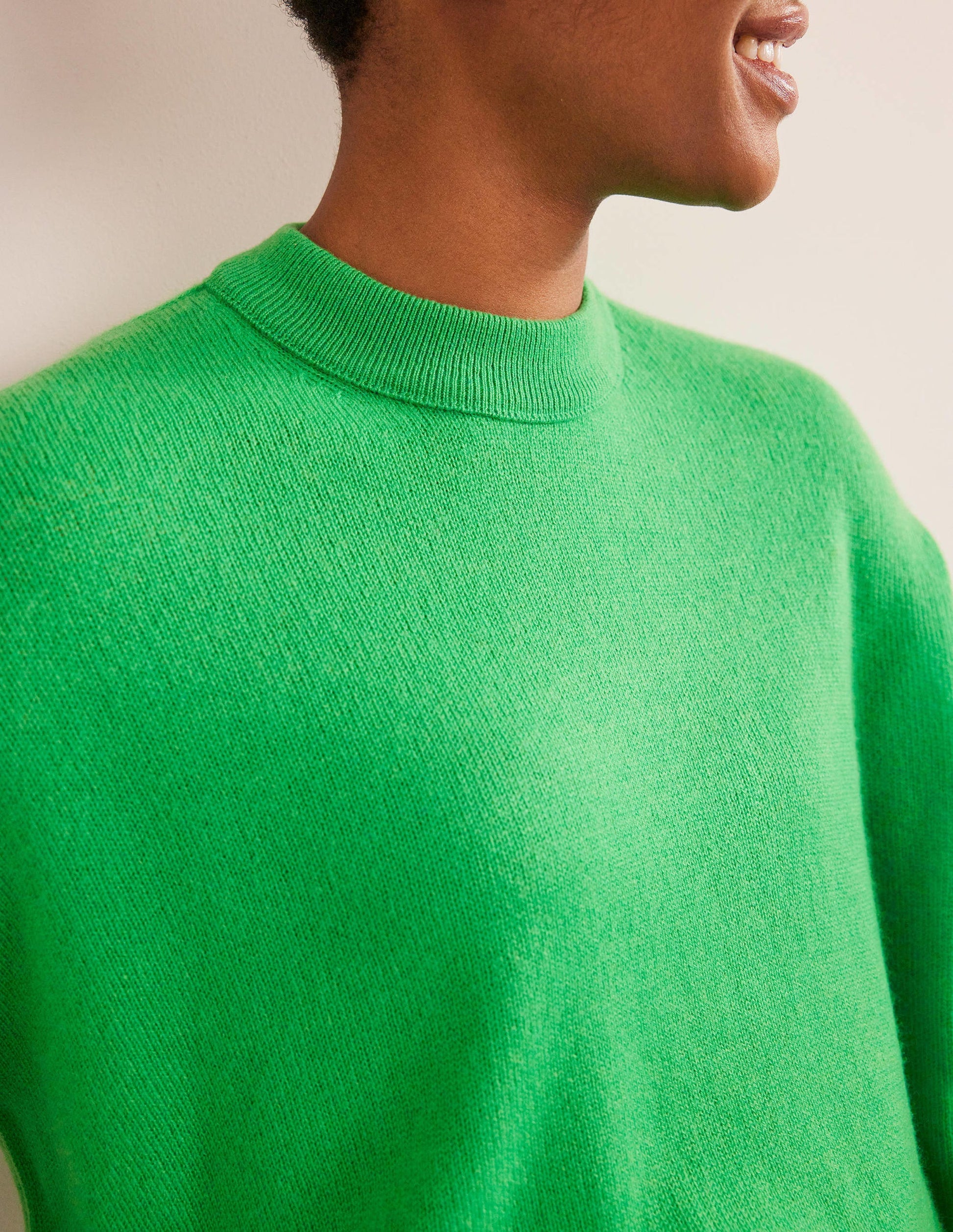 Boyfriend-Kaschmirpullover mit Rundhalsausschnitt-Hellgrün-2