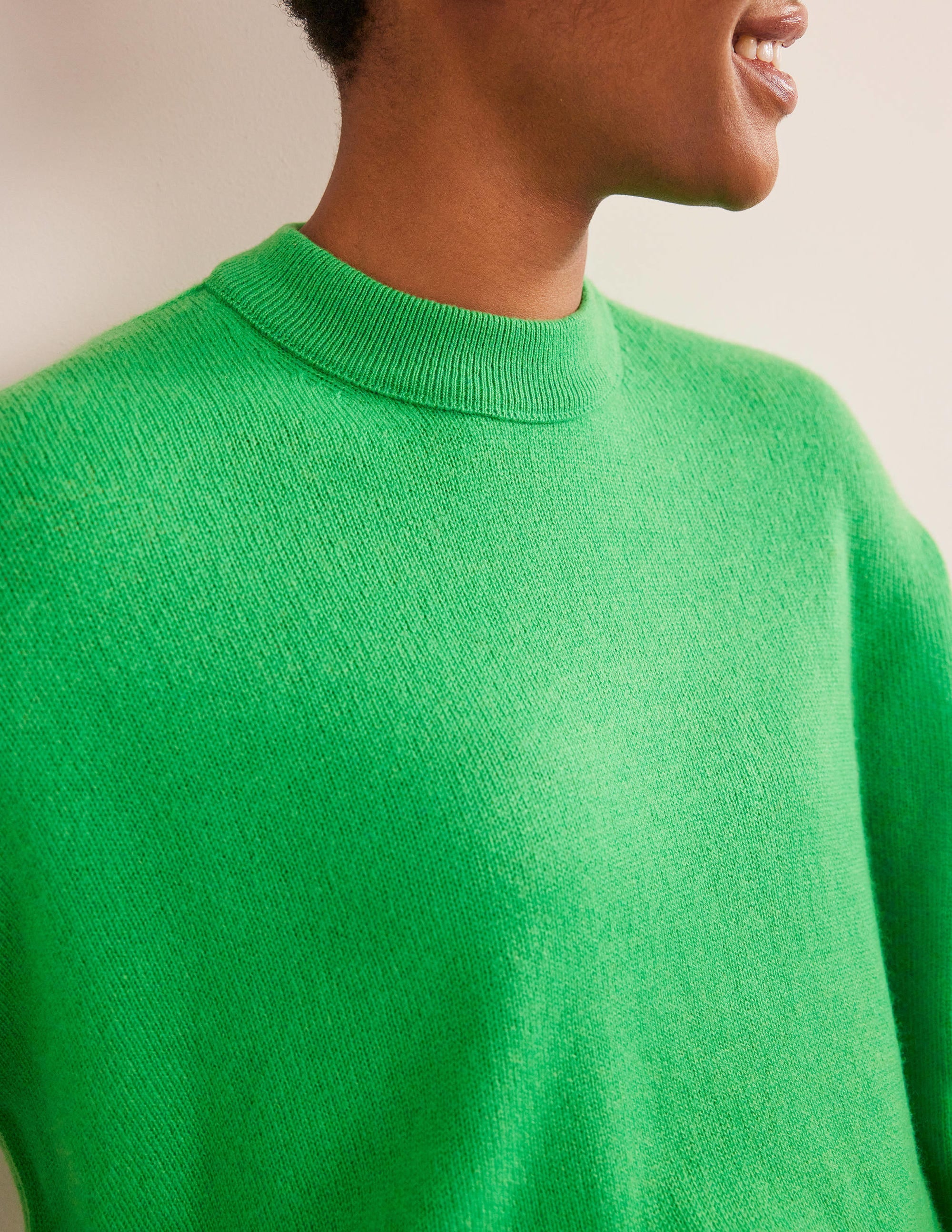 Boyfriend-Kaschmirpullover mit Rundhalsausschnitt-Hellgrün - Image 2