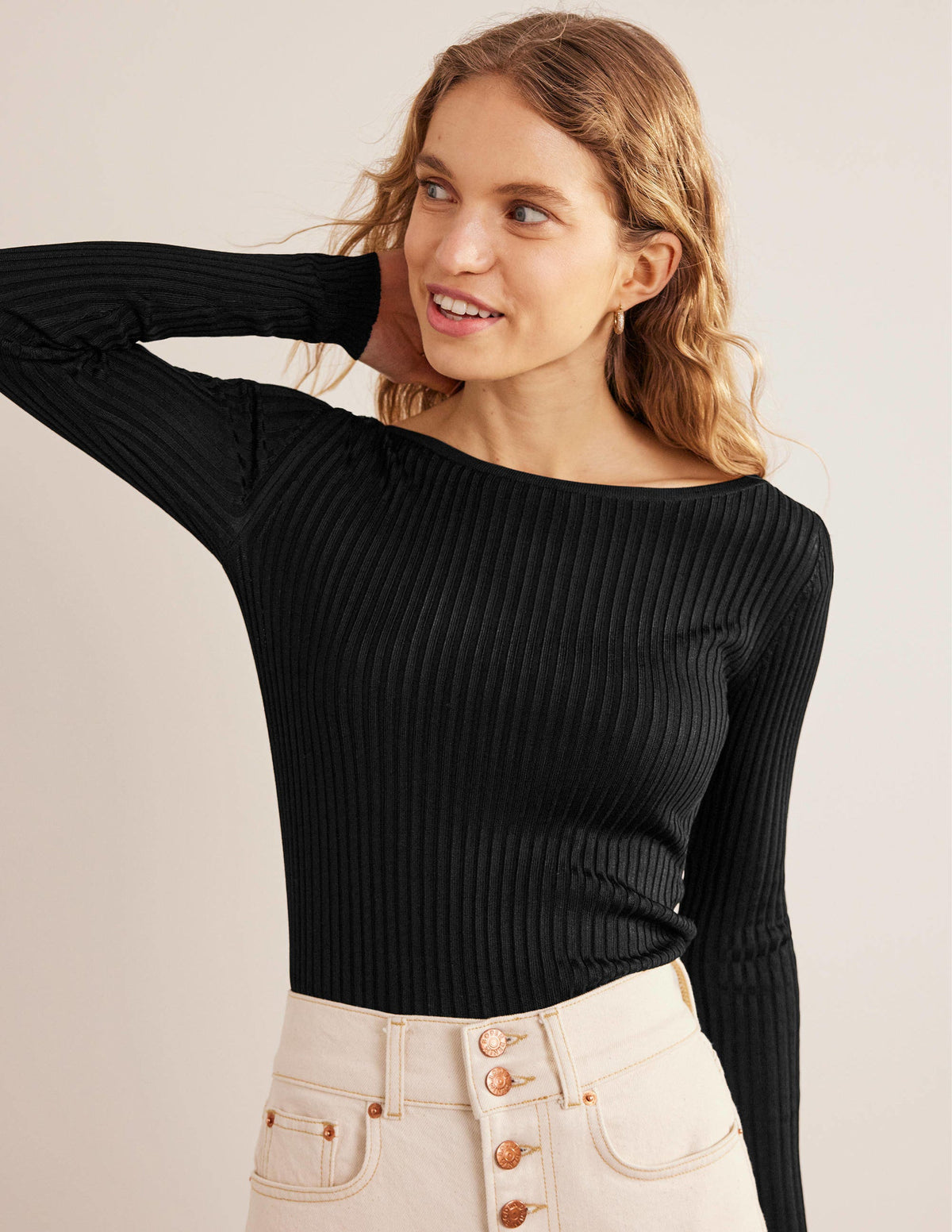 Gerippter Pullover mit U-Boot-Ausschnitt-Schwarz - Image 1
