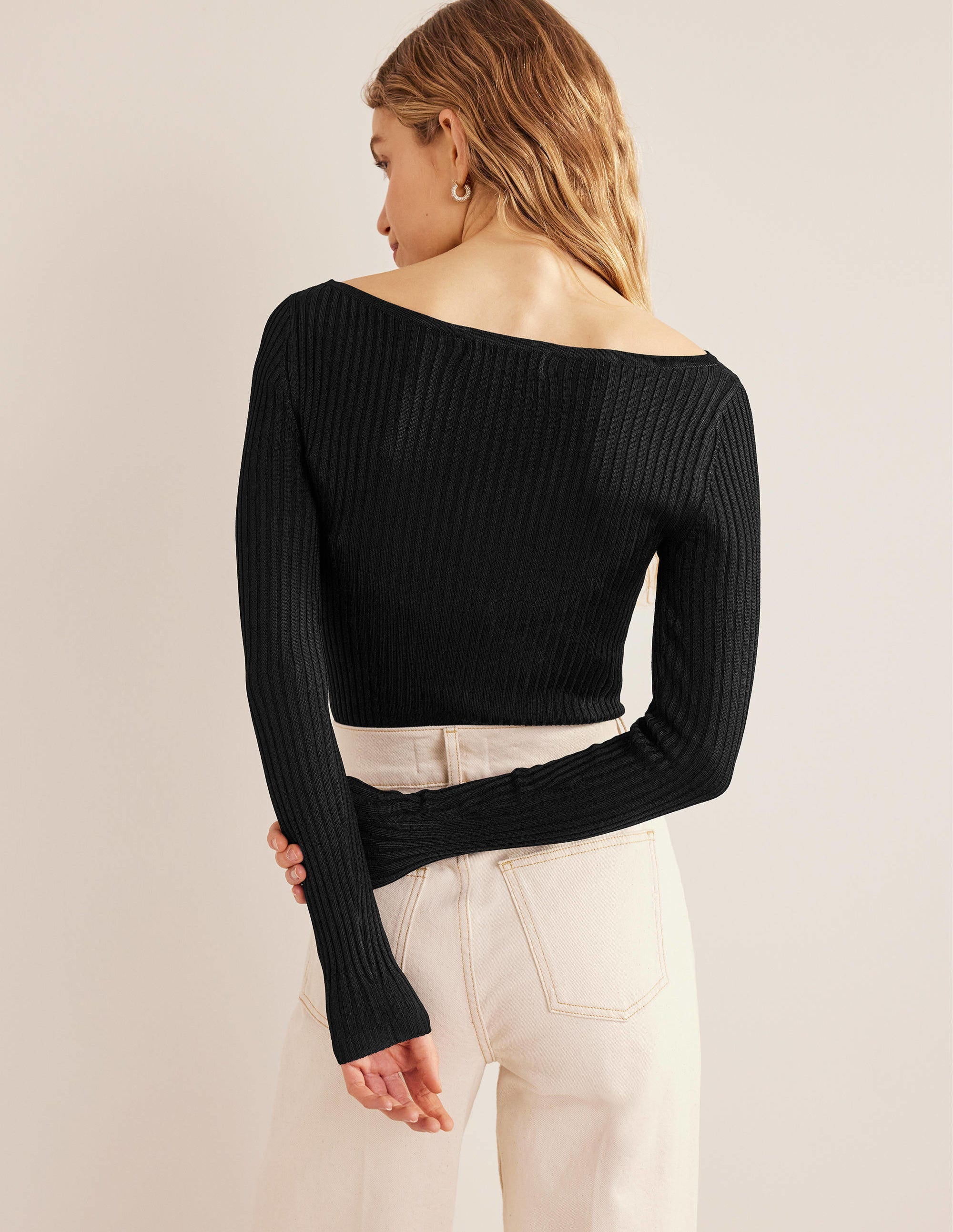 Gerippter Pullover mit U-Boot-Ausschnitt-Schwarz - Image 3