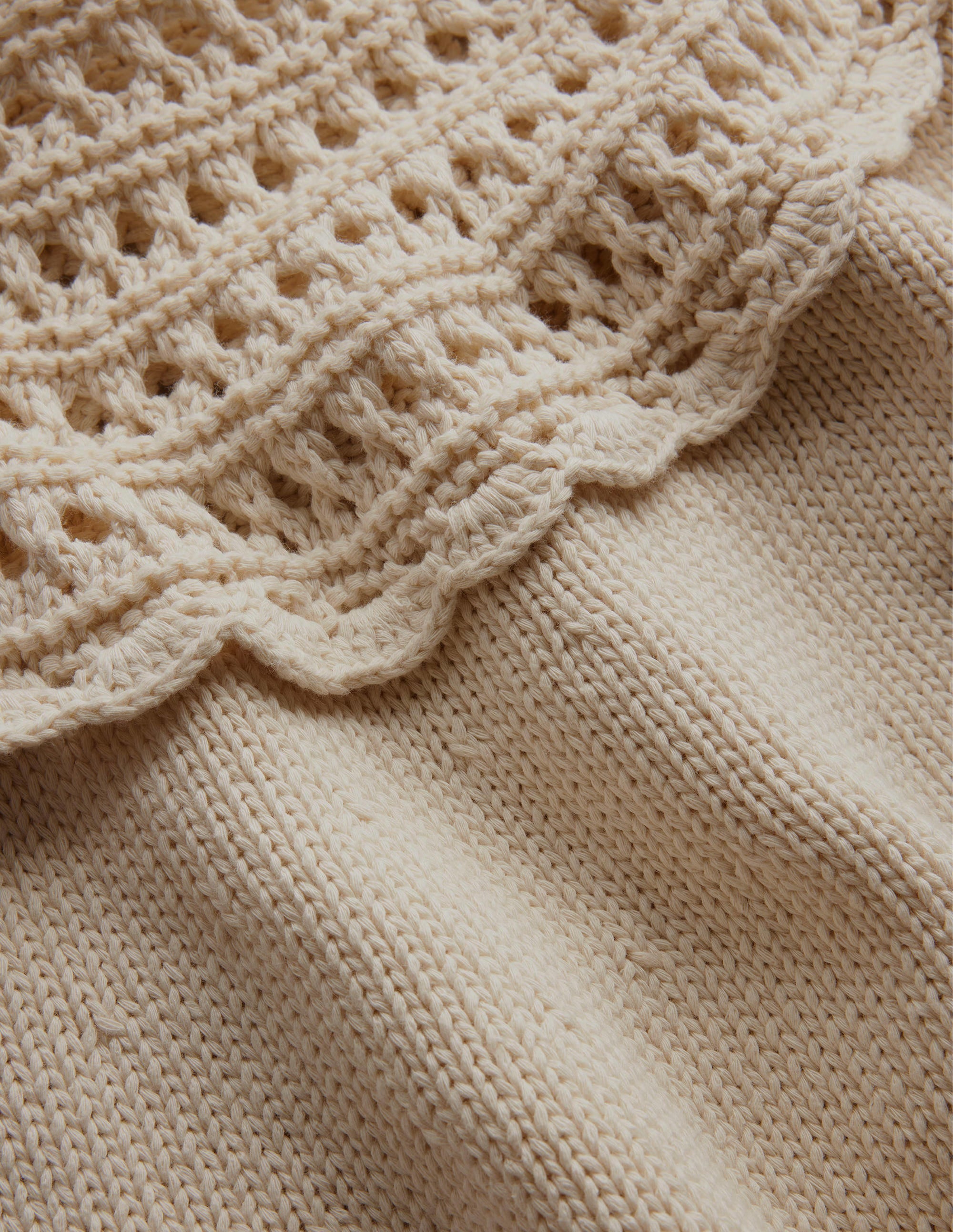 Pullover mit Häkelpasse-Lammfell - Image 6