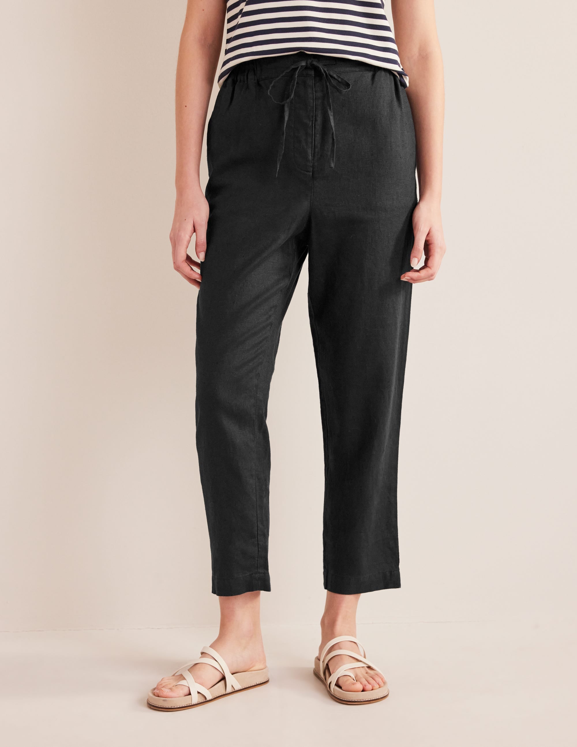 Relaxed Linen Pull On Trousers-Black - Image 4
