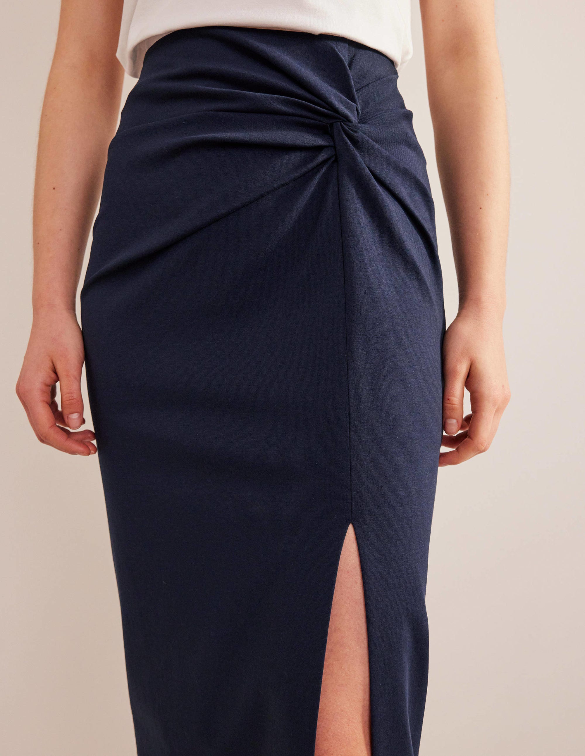 Jersey-Midirock mit Knotendetail-Marineblau - Image 2