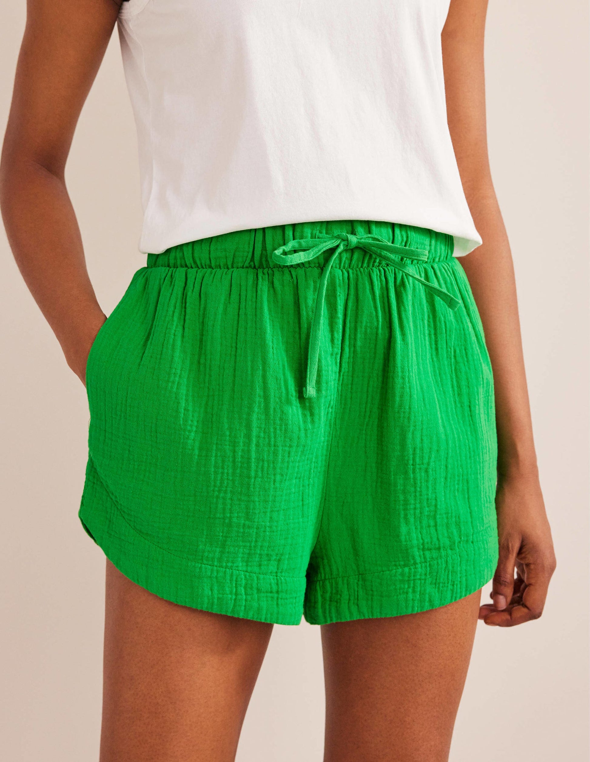 Short noué à la taille en étamine-Vert vif-4