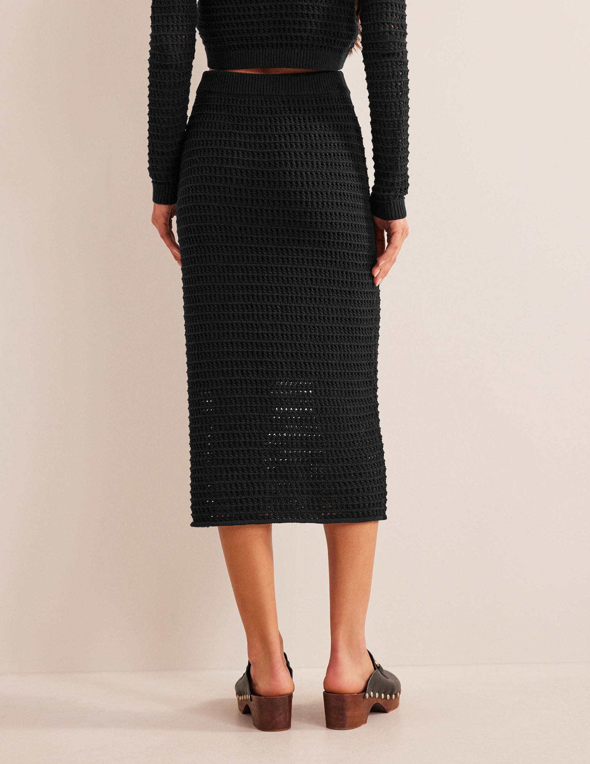 Midi-Strickrock mit Häkeldetails-Schwarz-3
