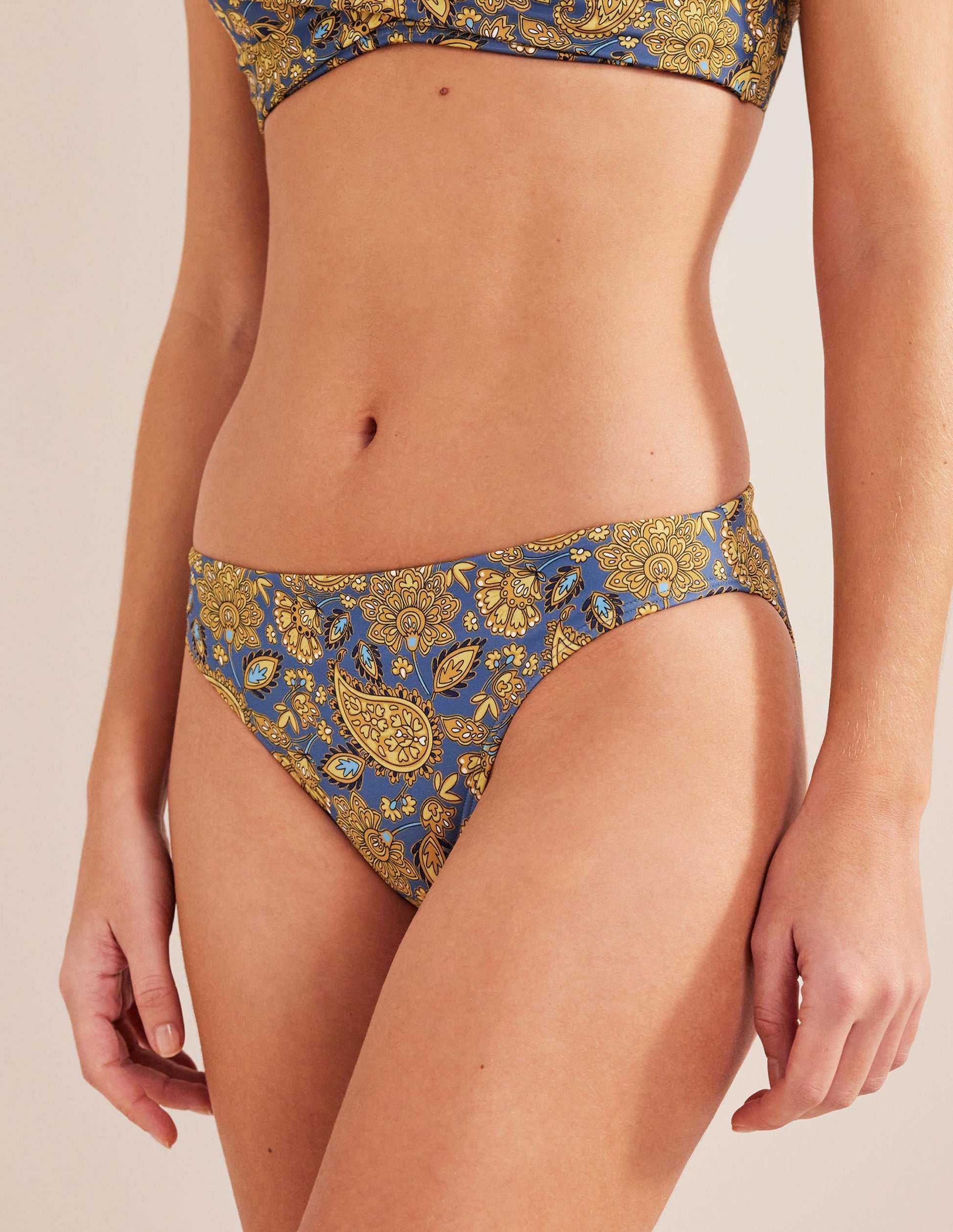 Bas de bikini intemporel-Doré moisson, motif Paisley Terrace-4