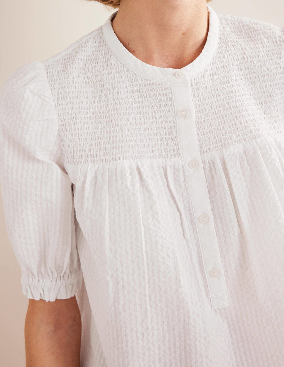 Tunika-Bluse aus Seersucker mit Puffärmeln-Weiß-2