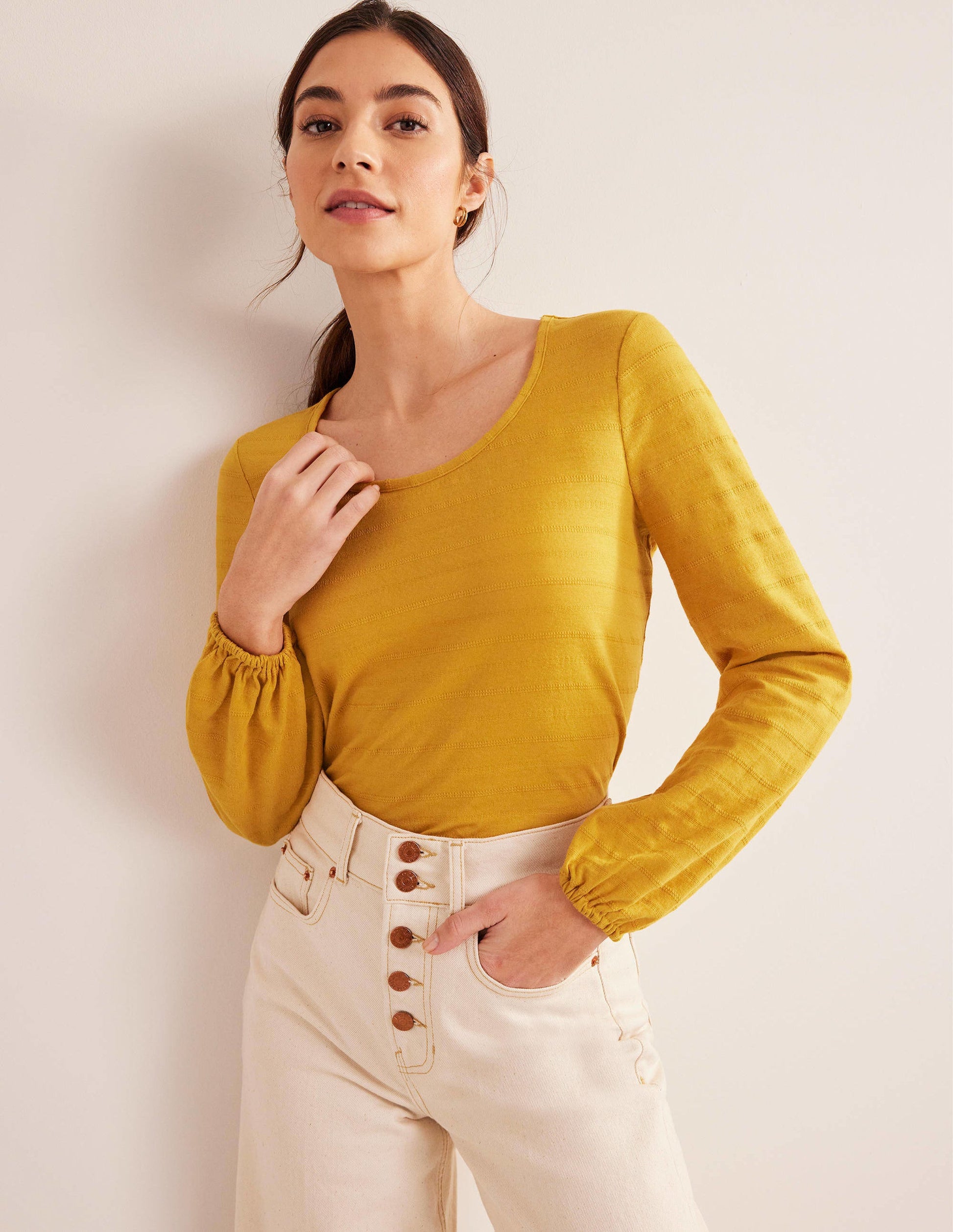 Strukturiertes Oberteil mit Rundhalsausschnitt-Ockergelb-4