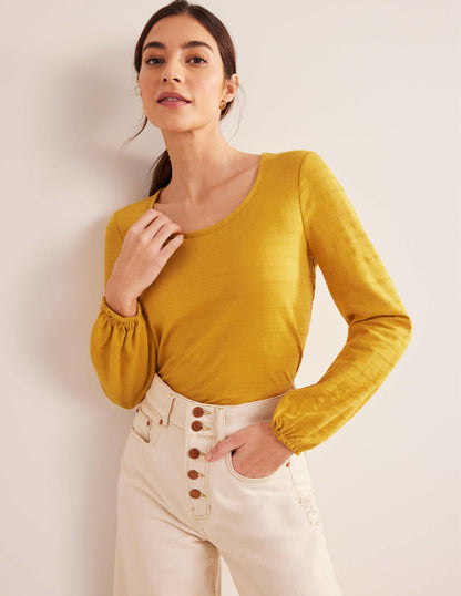 Strukturiertes Oberteil mit Rundhalsausschnitt-Ockergelb-4