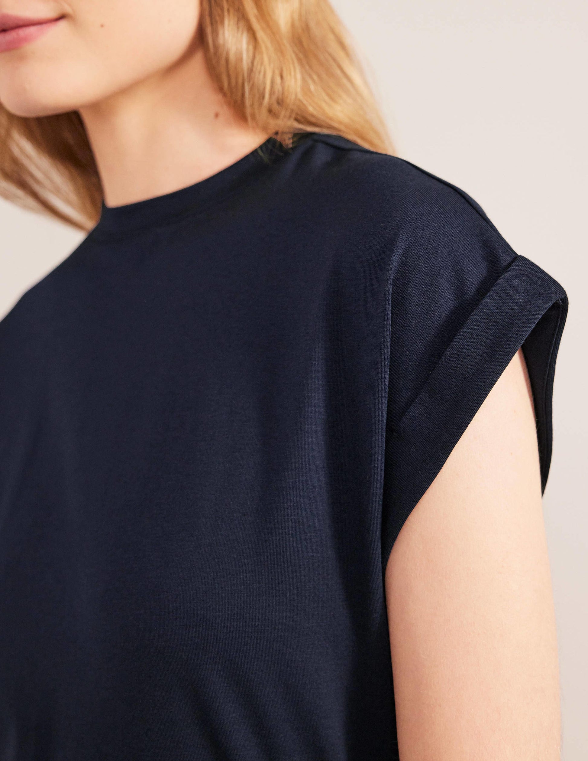 T-shirt col rond avec manches à revers-Bleu marine-2