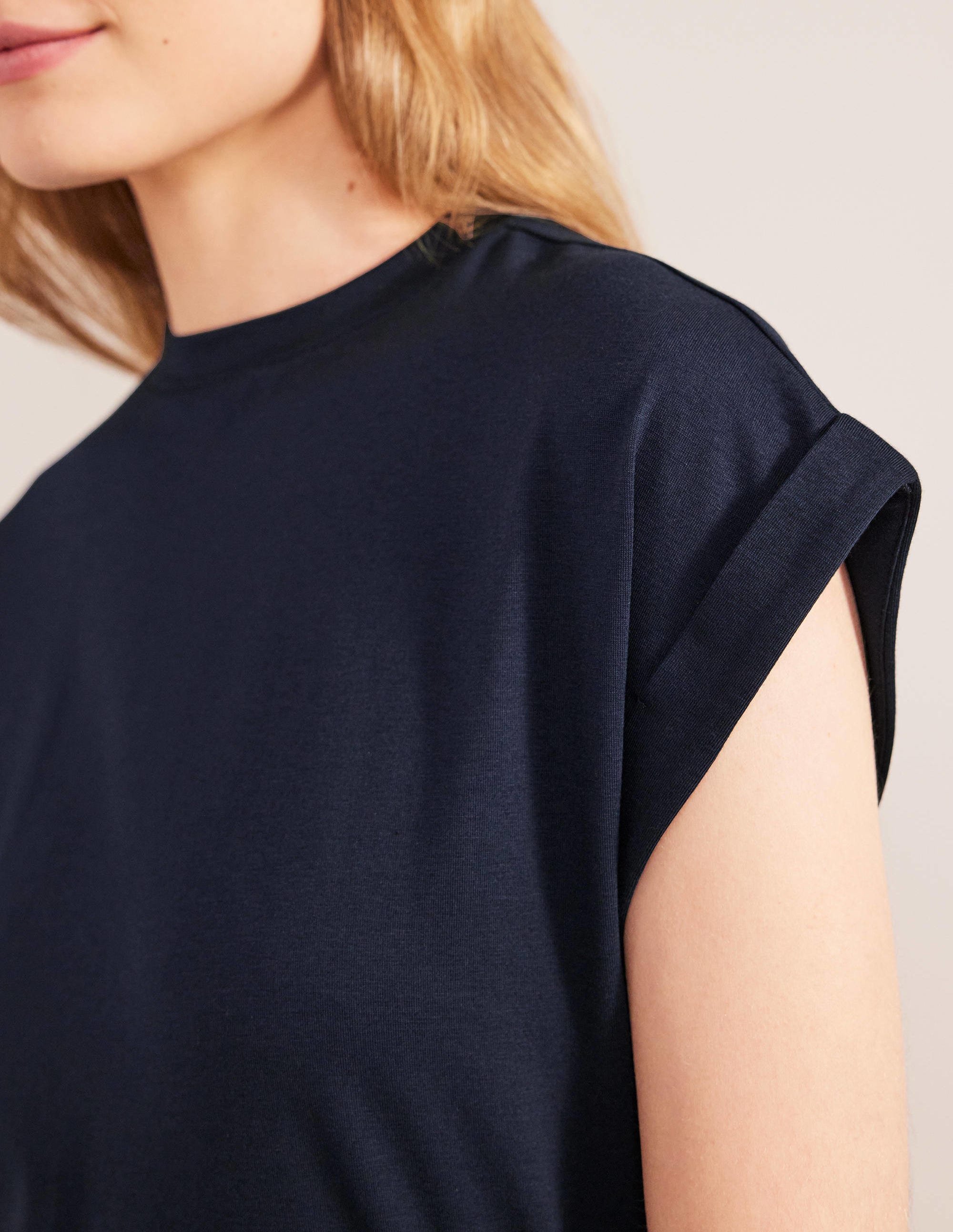 T-shirt col rond avec manches à revers-Bleu marine - Image 2