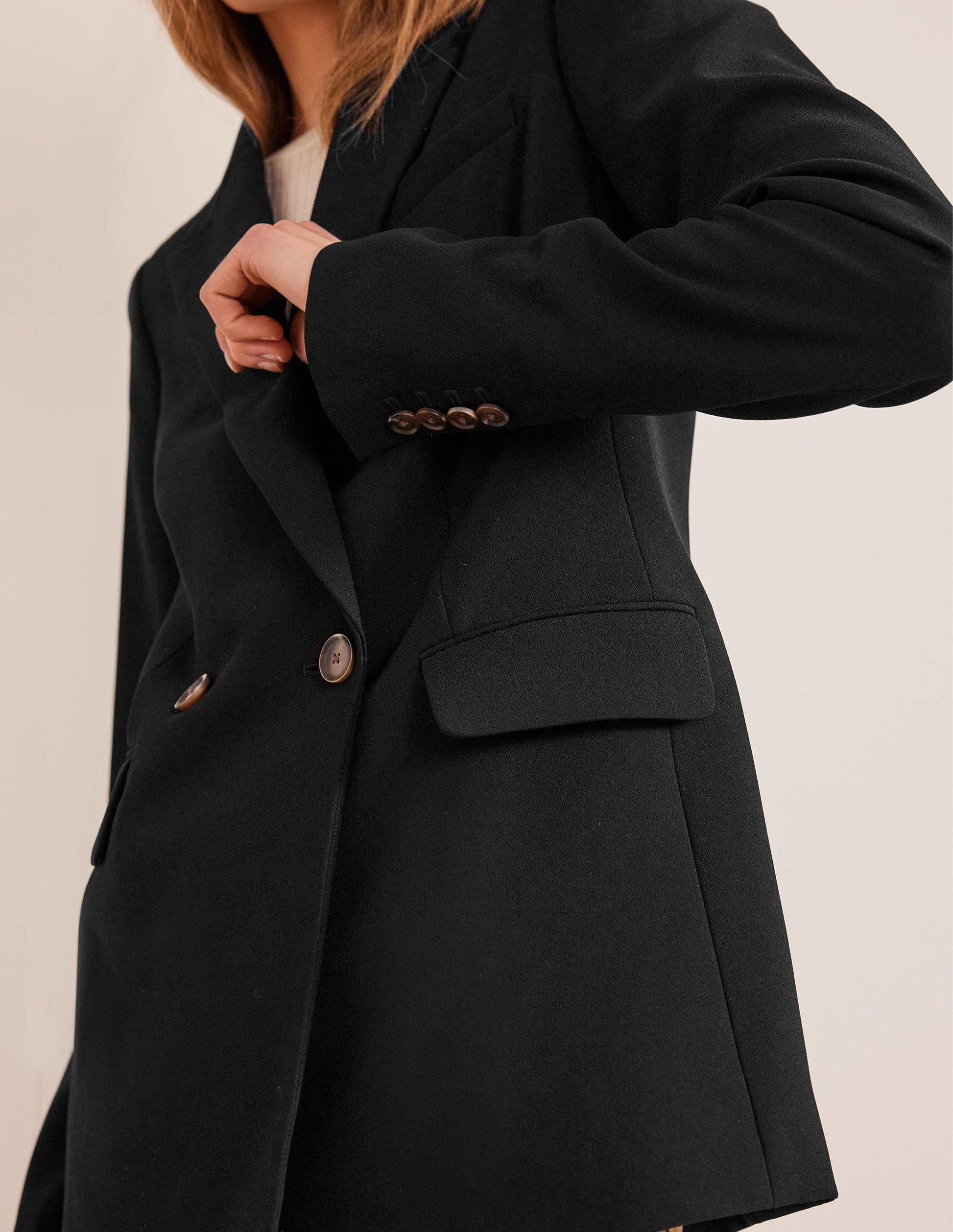 Doppelreihiger Kreppblazer-Schwarz-2