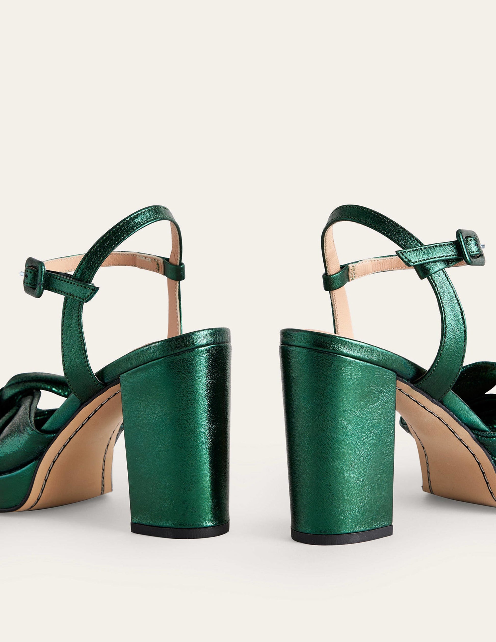 Chaussures compensées avec devant torsadé-Cuir métallisé vert hivernal-4