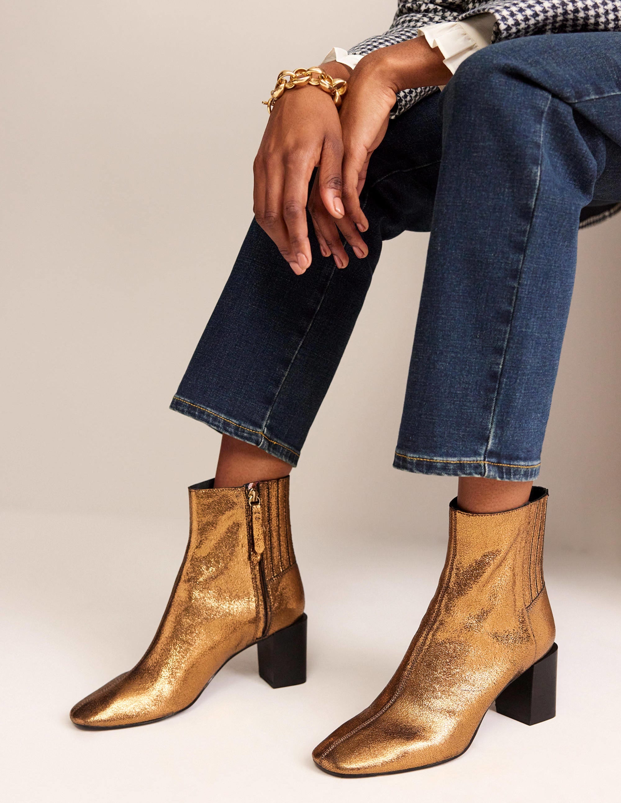 Bottines à talons carrés en cuir-Cuir doré métallisé froissé - Image 1