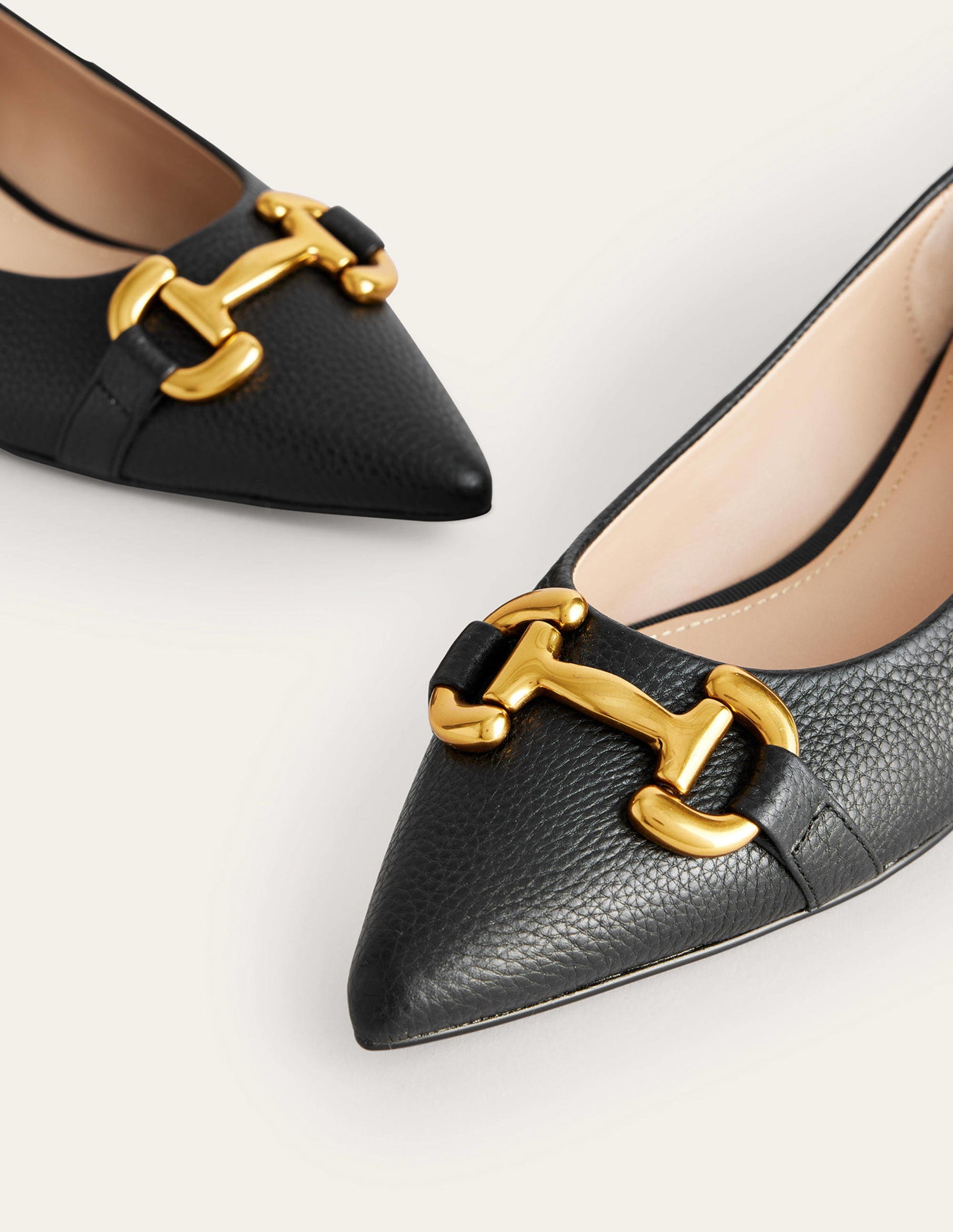 Iris Snaffle Ballet Flat-Black Tumbled Leather-4