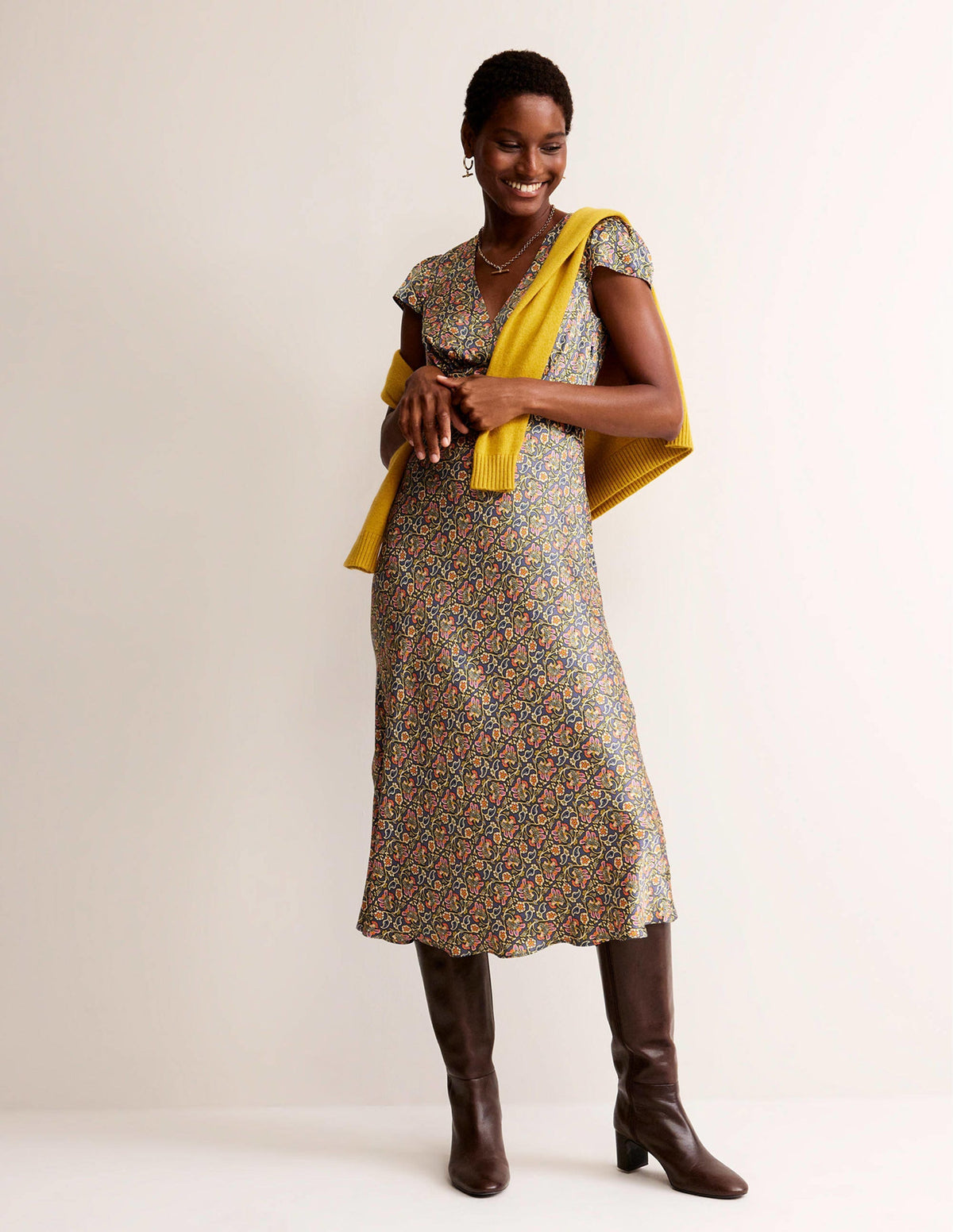 Empire-Midikleid aus Satin-Nachtschattenblau - Image 1
