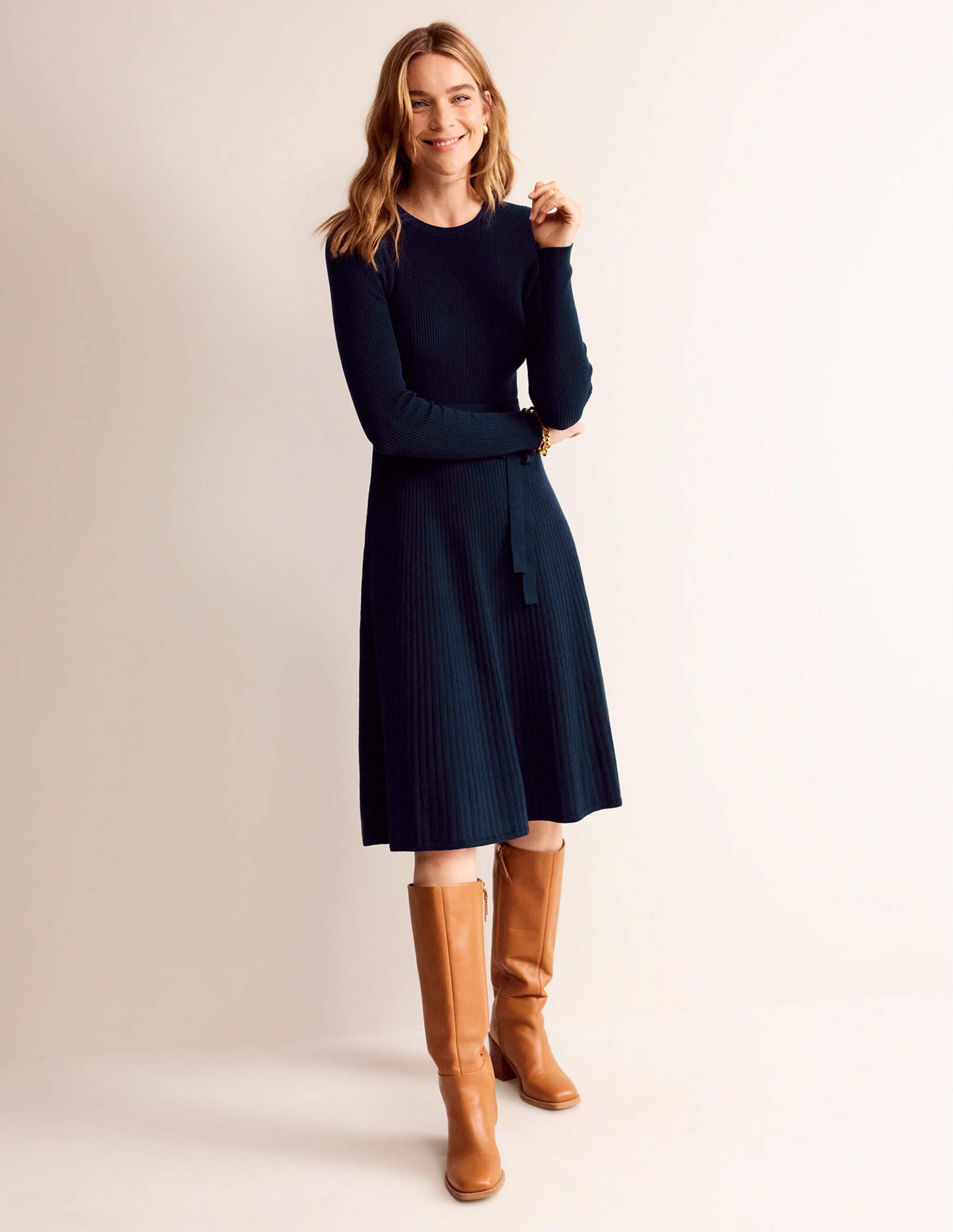Lola Strick-Midikleid-Marineblau - Image 1
