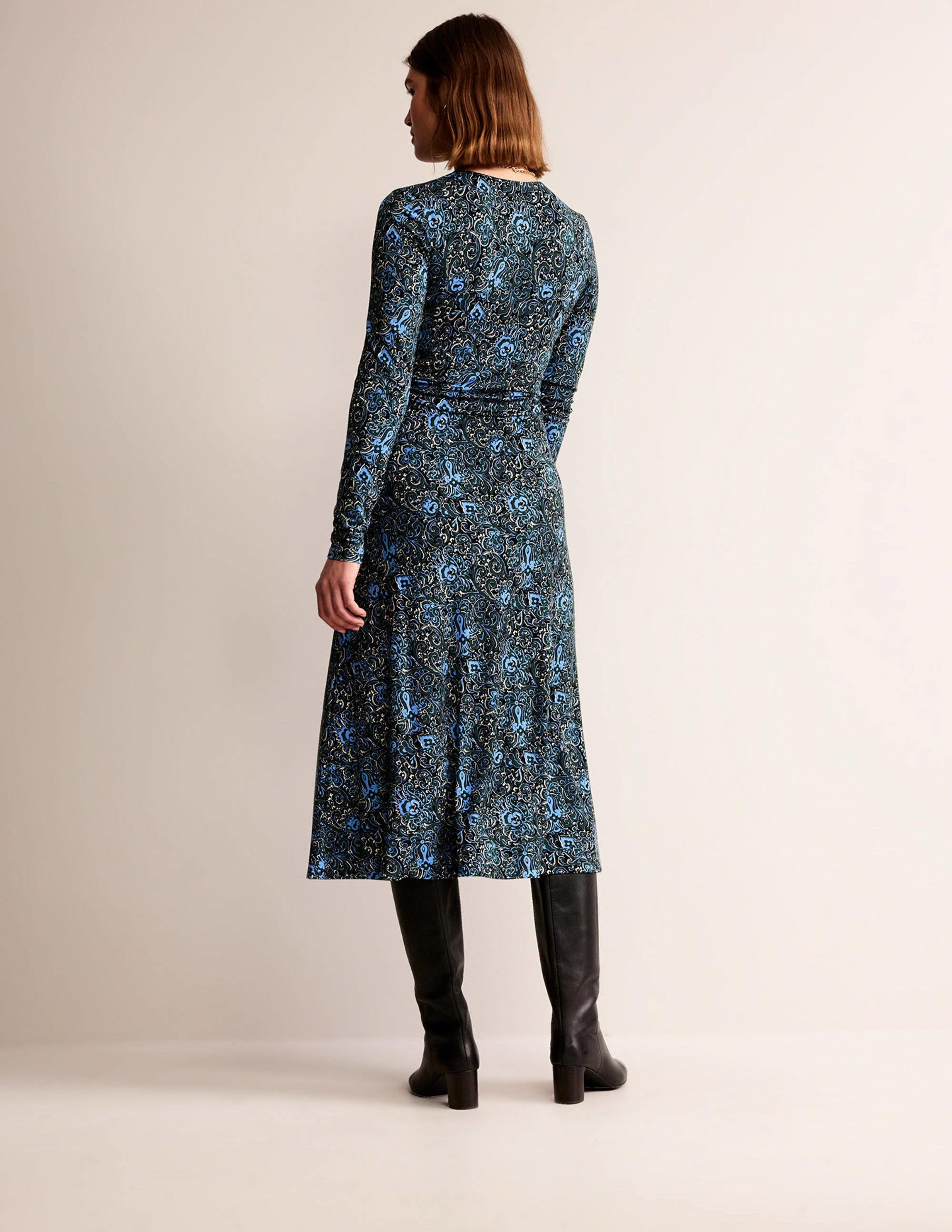 Robe midi Elodie à taille empire-Émeraude nocturne, motif Botanic Terrace - Image 6
