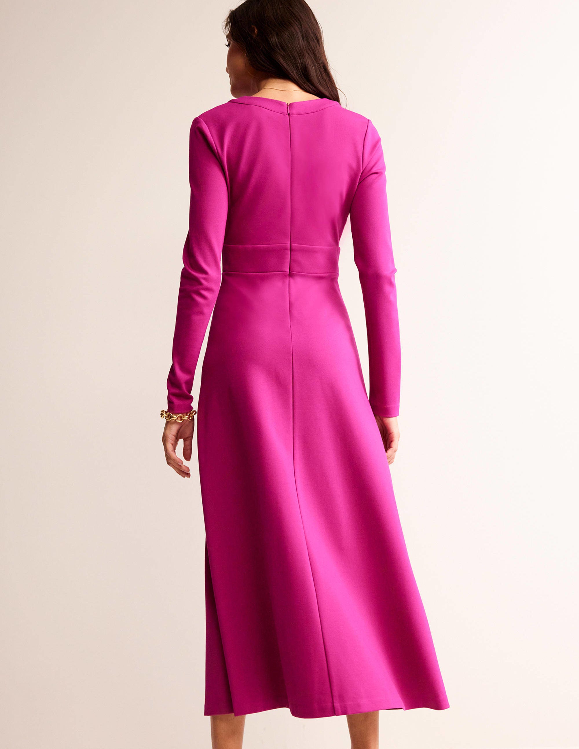 Maxikleid mit V-Ausschnitt-Pflaumenfarben - Image 4