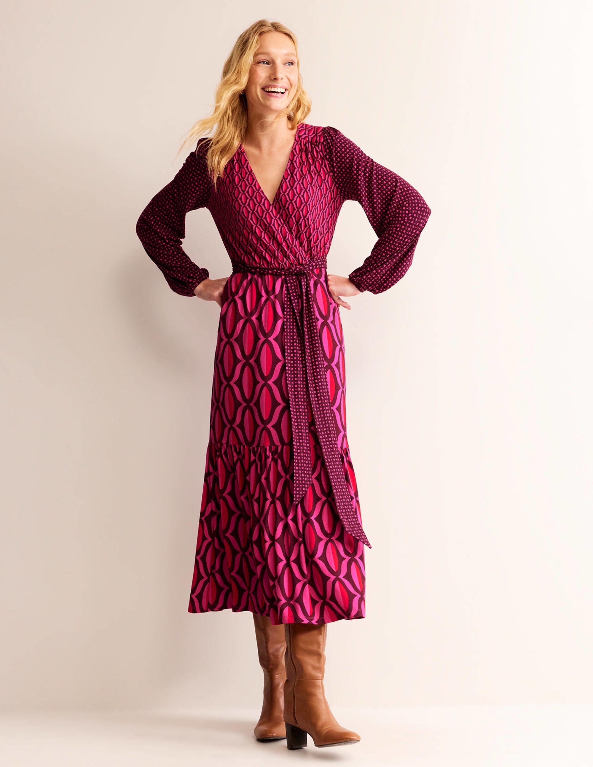 Robe portefeuille longue en jersey-Rose vif, motif Geo Valley - Image 2