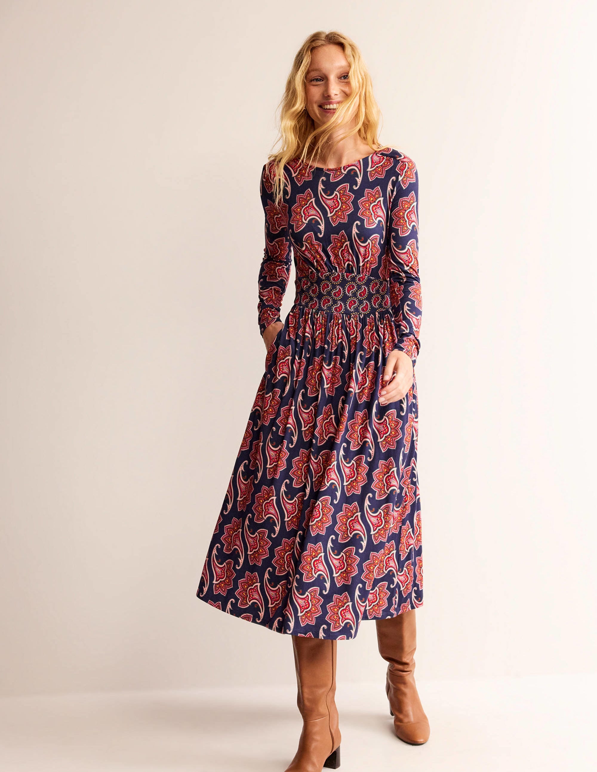 Thea Jersey-Midikleid mit langen Ärmeln-Französisches Marineblau, Paisley-Amaryllis - Image 1