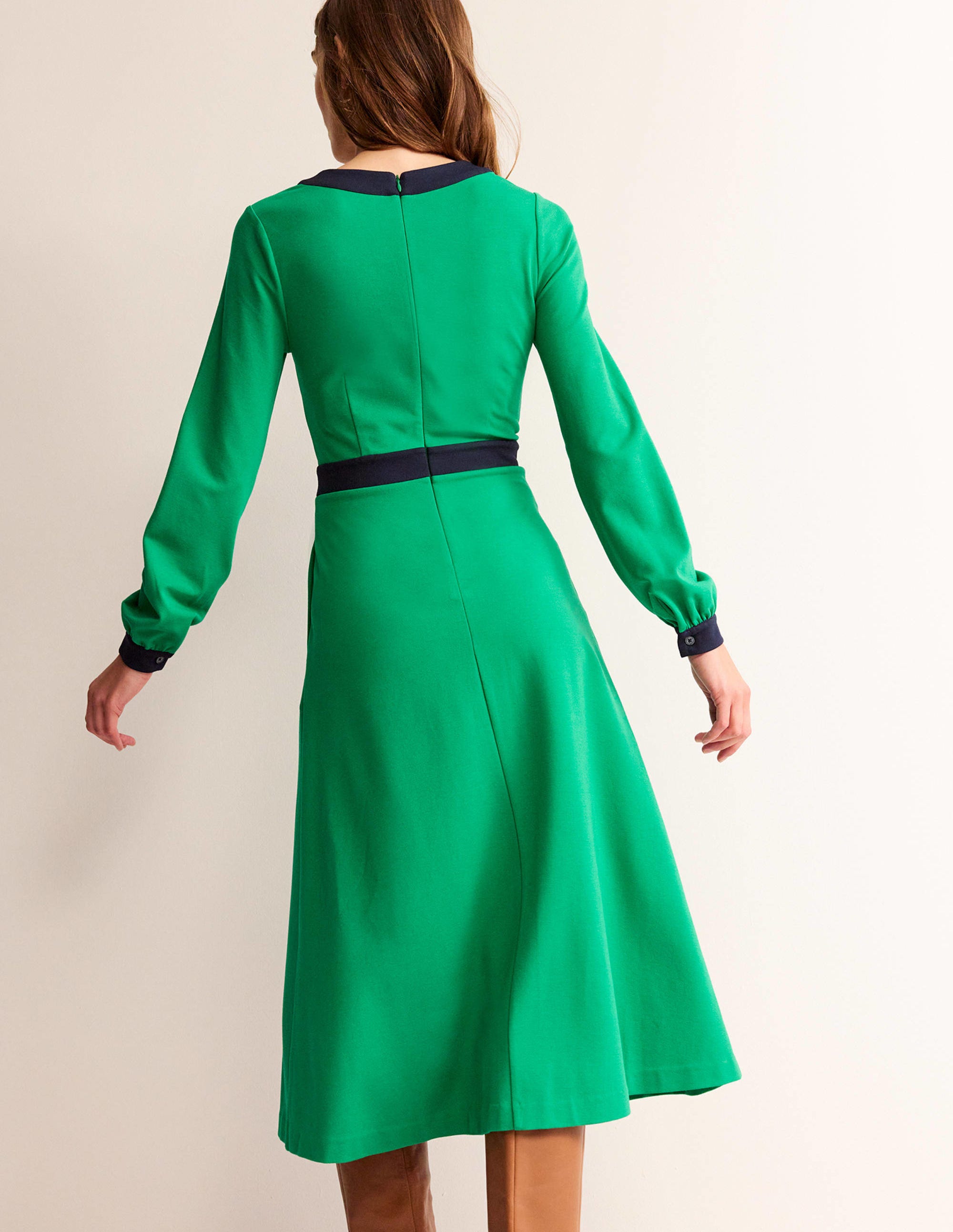 Midikleid in Blockfarben-Grün und Marineblau - Image 4