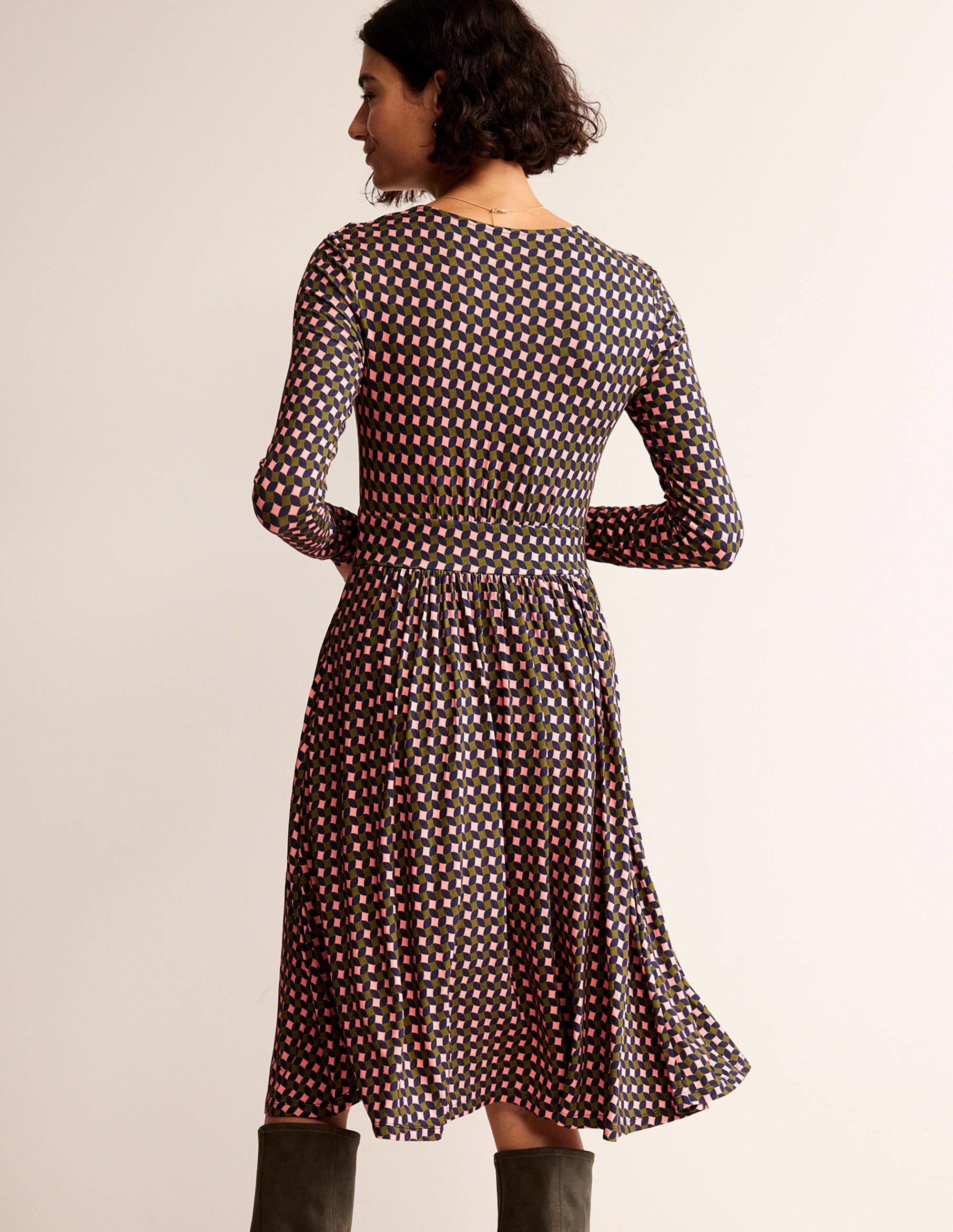 Thea Short Jersey Dress-Olive Green, Abstract Diamond - Image 3