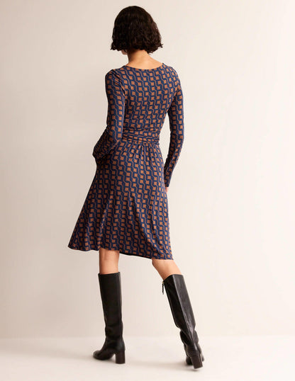 Abigail Jerseykleid-Cognac, Geo-Würfel-3