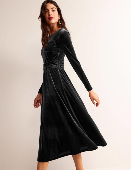 Abigail Midikleid aus Samt-Schwarz