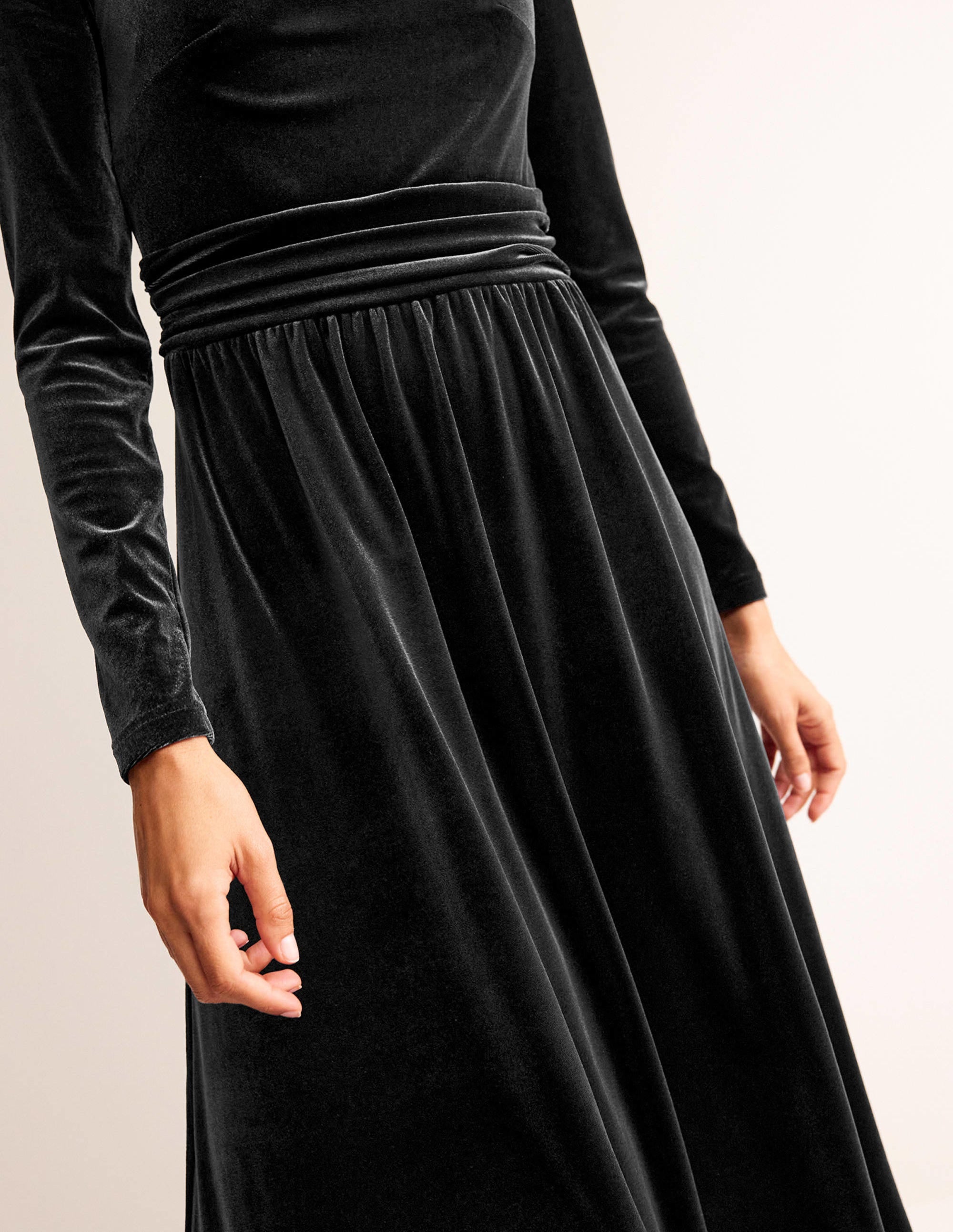 Robe midi Abigail en velours-Noir - Image 3