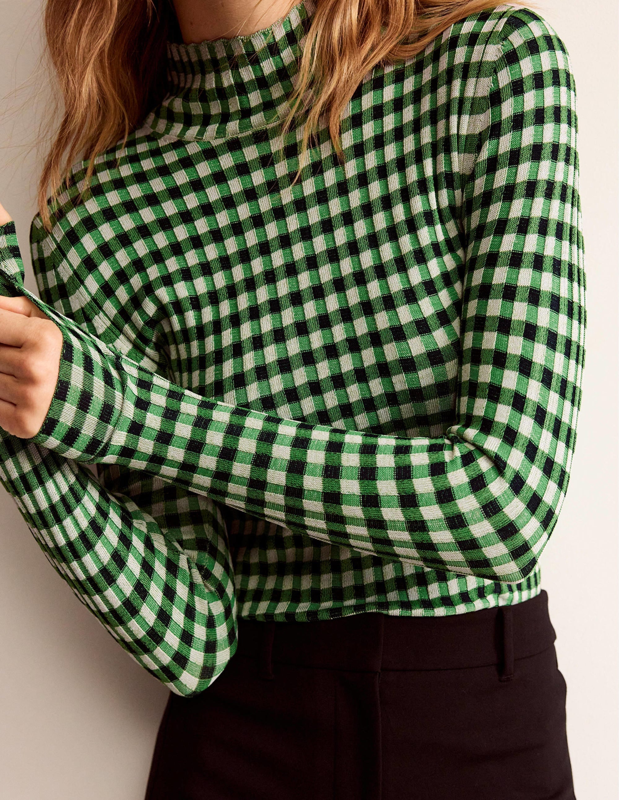 Figurbetonter Pullover mit Karos-Marineblau, Strahlendes Grün - Image 2