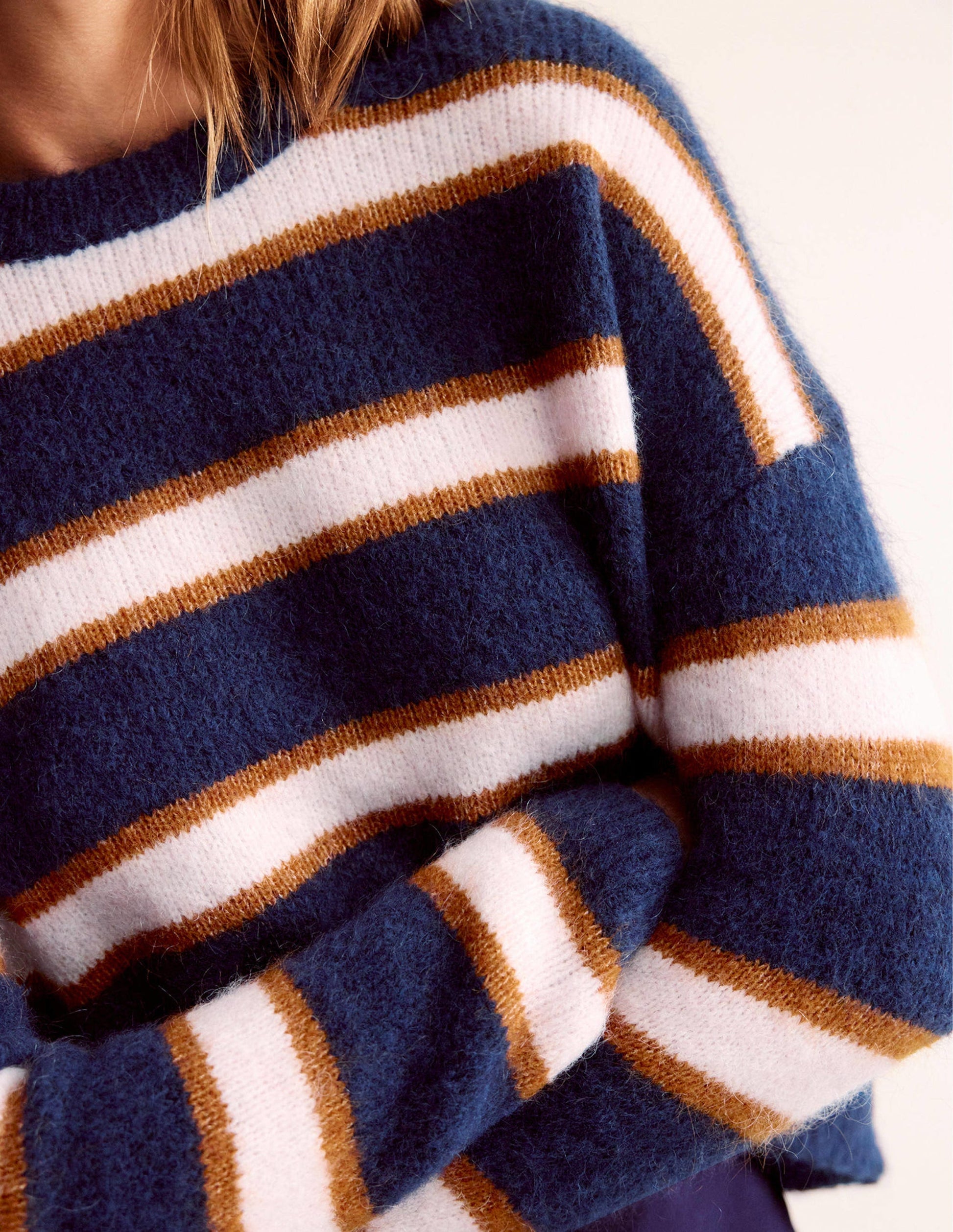 Rosemary Lockerer, flauschiger Pullover-Französisches Marineblau und Kürbis-2