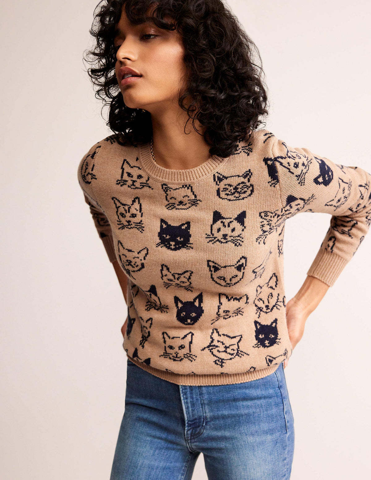 Heather Jacquard-Pullover-Kamelbraun und Marineblau, Katzen-4